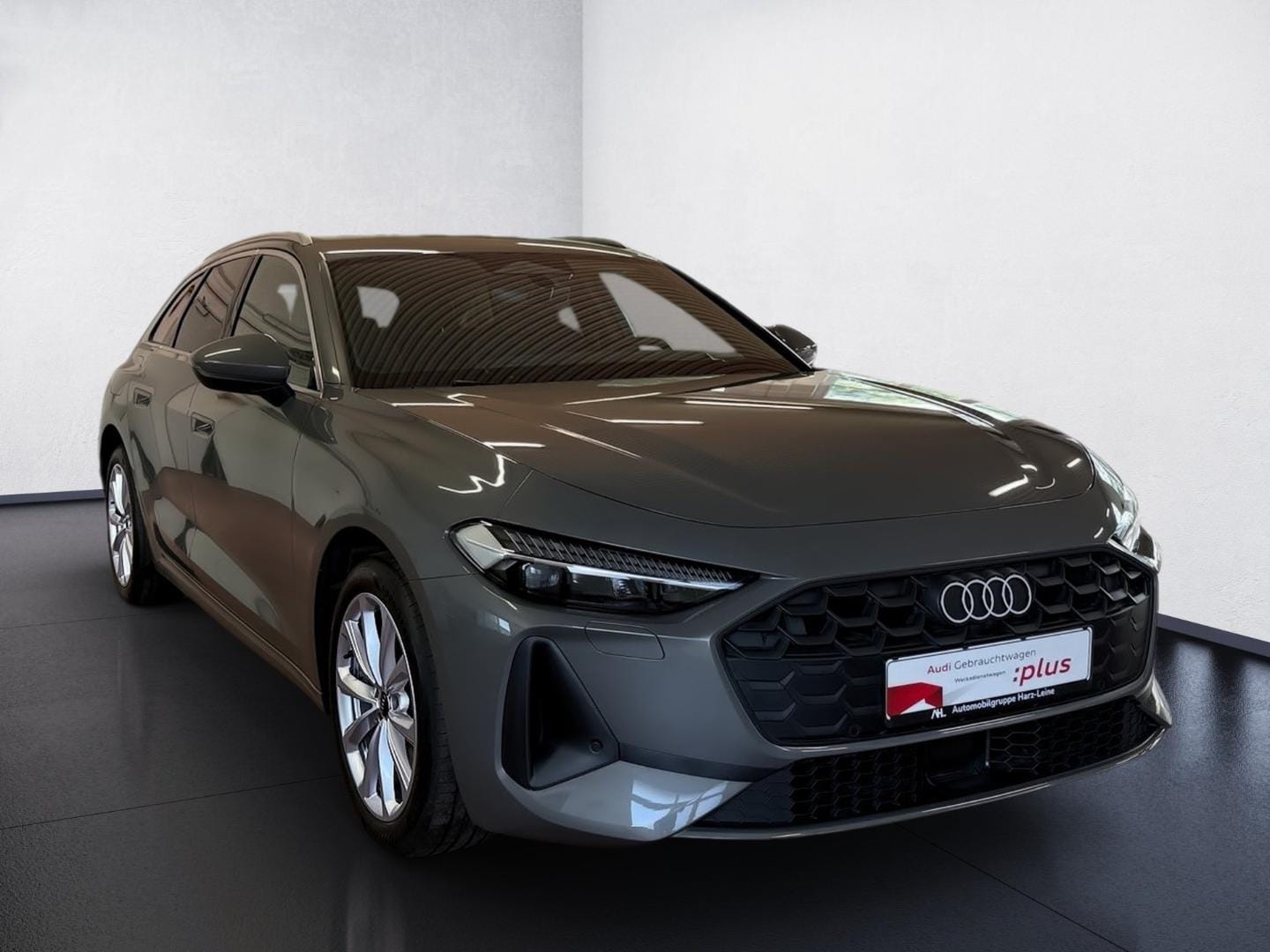 Bild über Audi A5 Avant TDI quattro 150 kW S tronic - für weitere Informationen kontaktieren Sie den Audi Partner