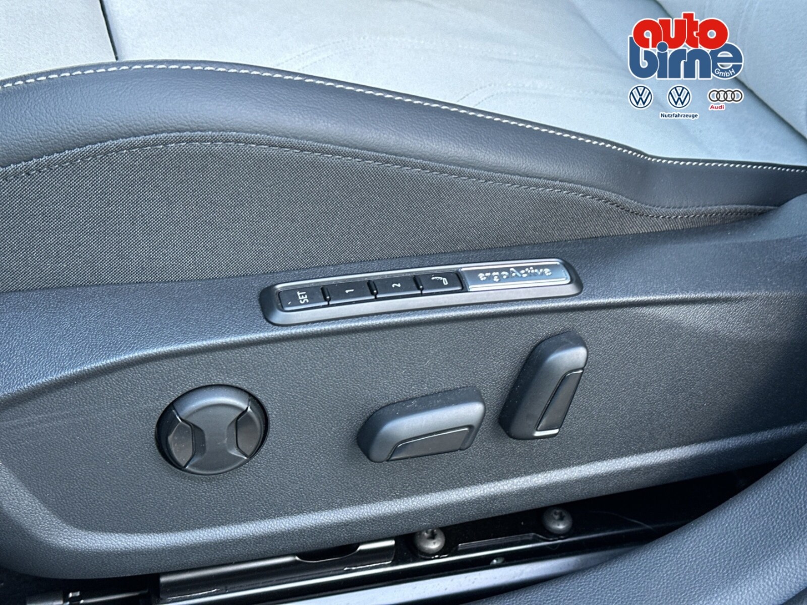 Volkswagen Golf Variant – Bild 13