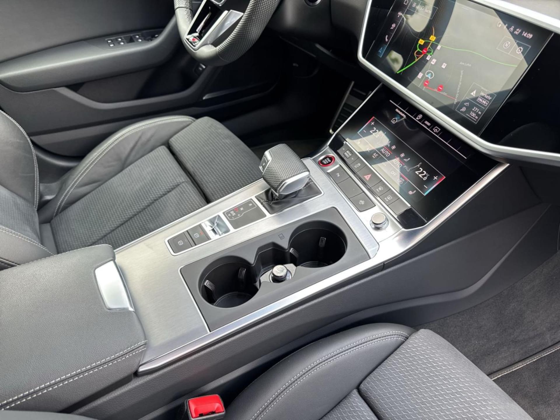 Audi S6 Avant