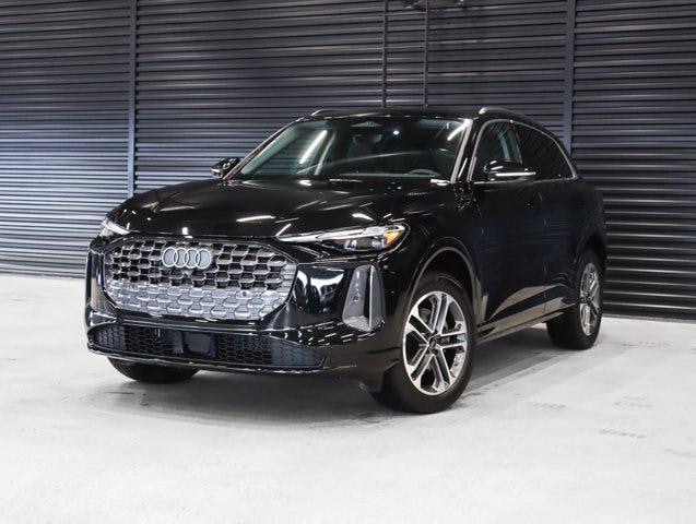 2025 Audi New Q5 Premium's photo