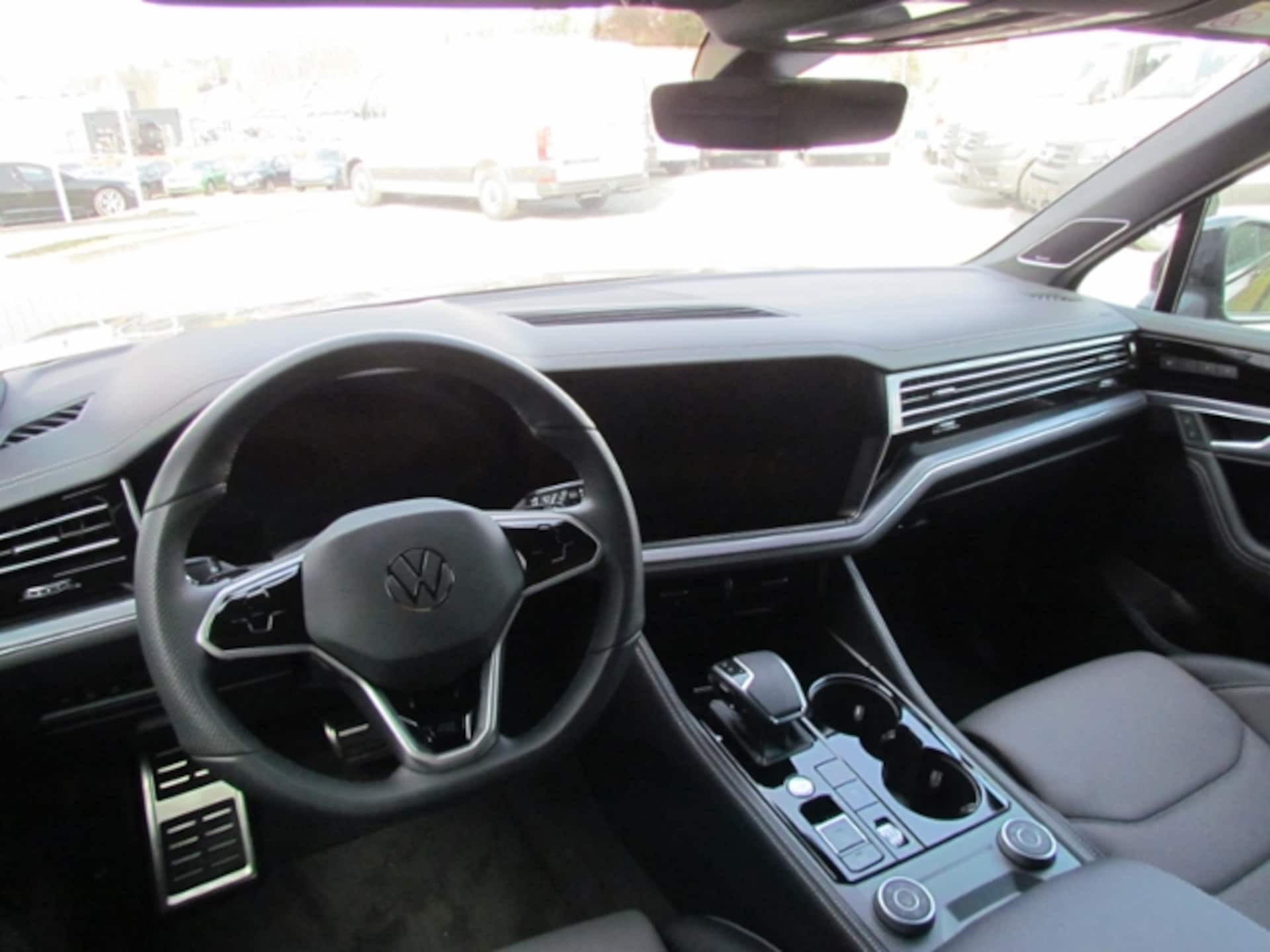 Volkswagen Touareg R-Line