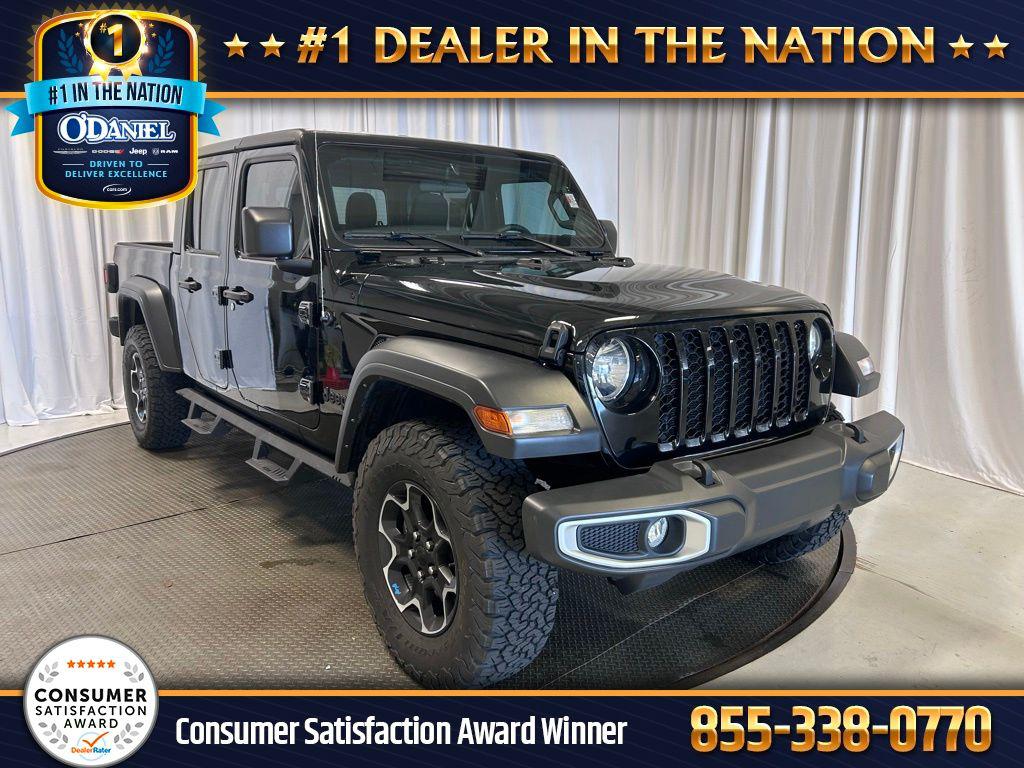 2023 Jeep Gladiator Sport's photo