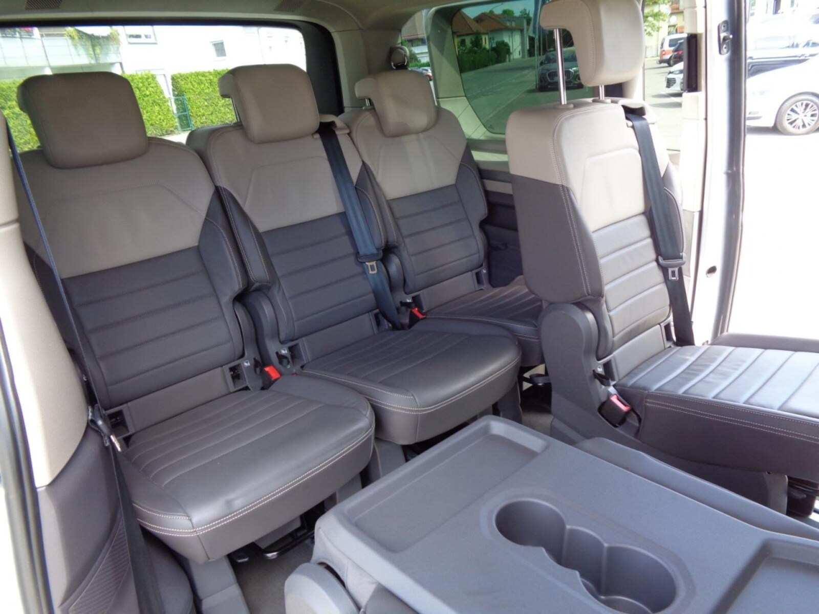 Volkswagen Multivan Langversion – Bild 13