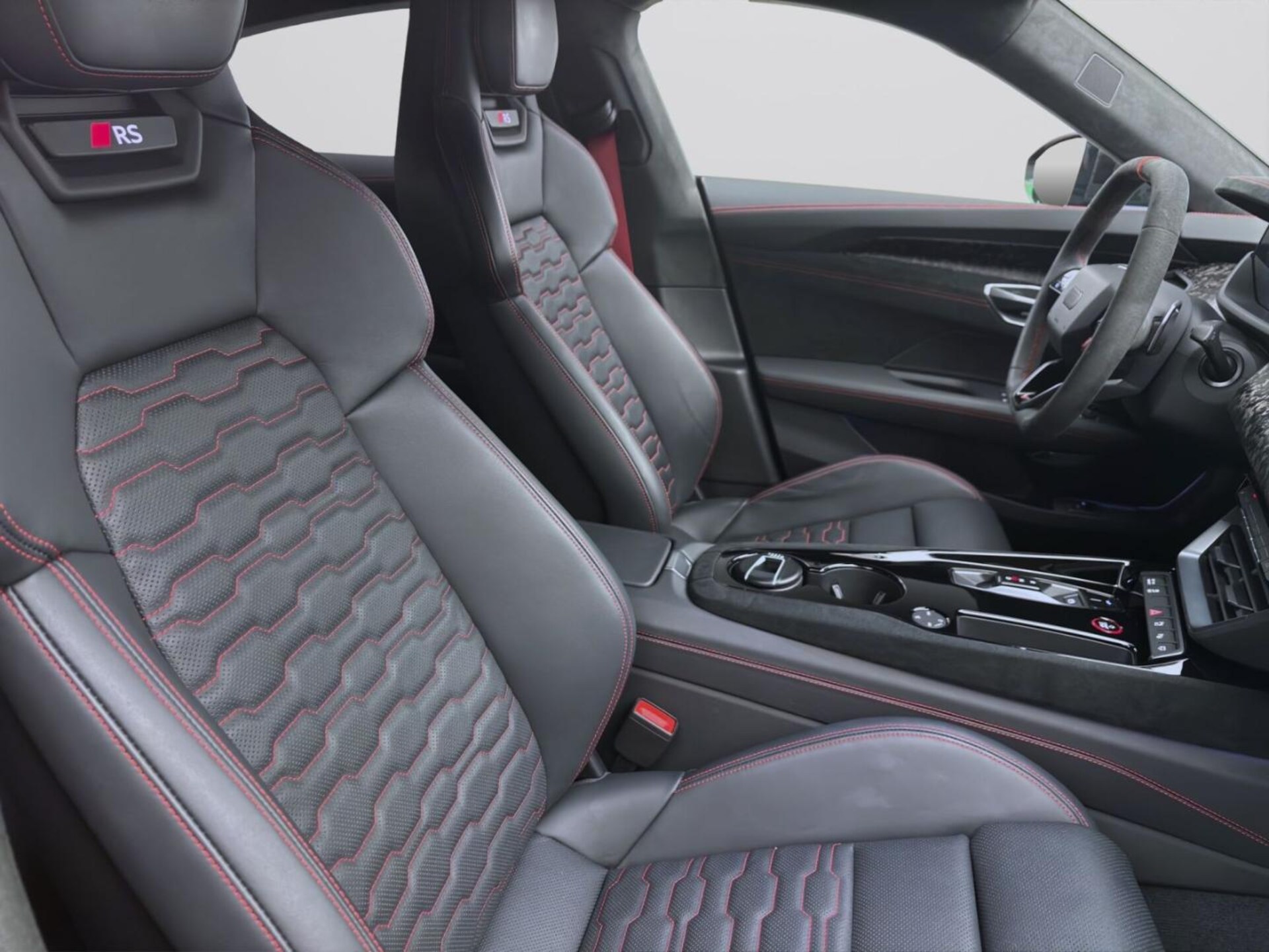 Audi RS e-tron GT performance