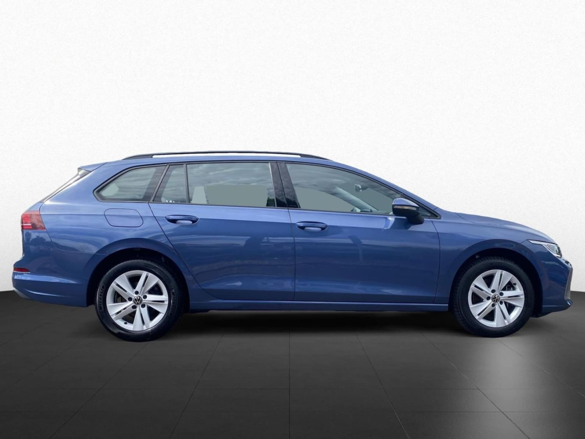 Volkswagen Golf Variant Life