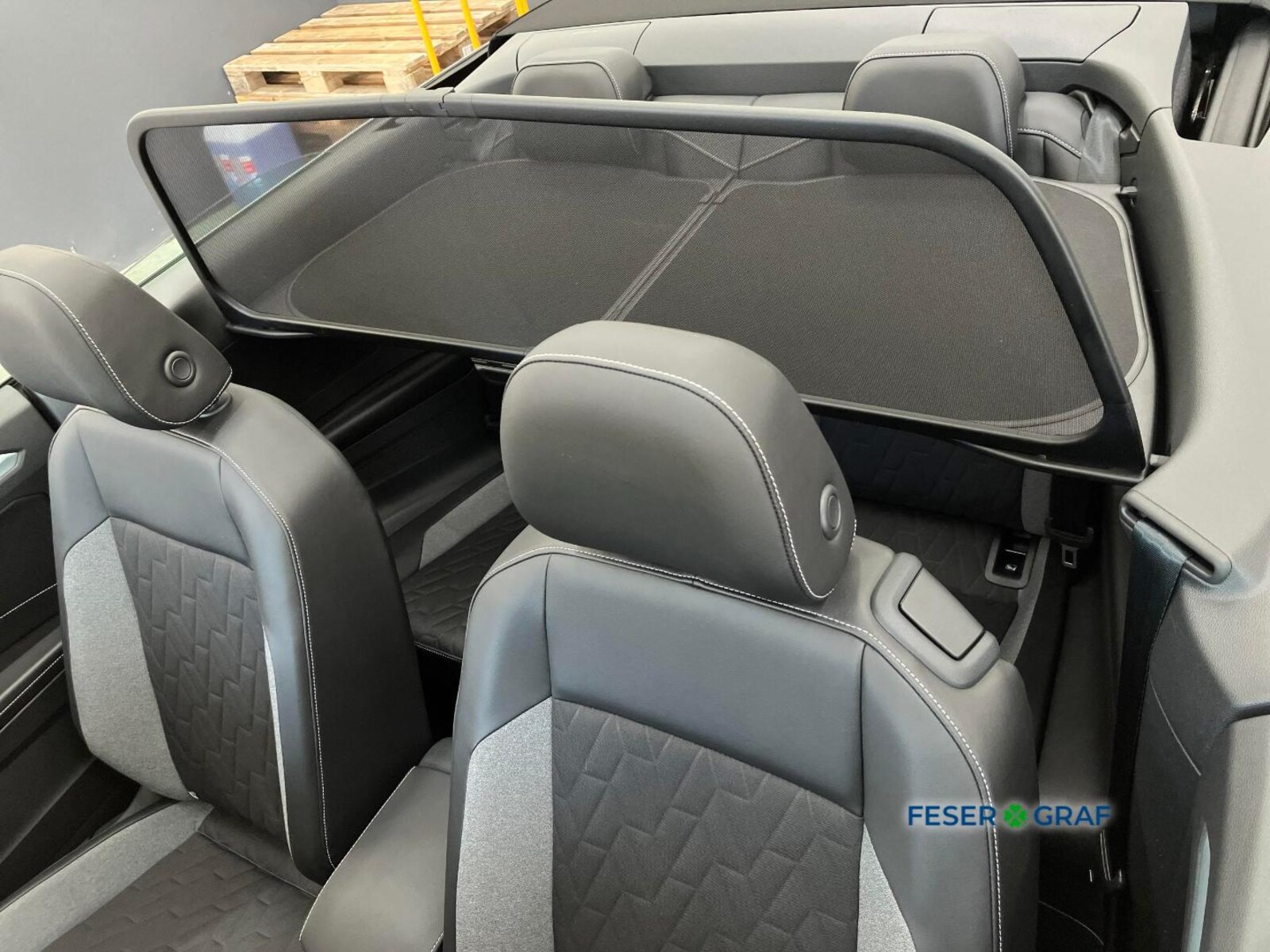 Volkswagen T-Roc Cabriolet – Bild 9
