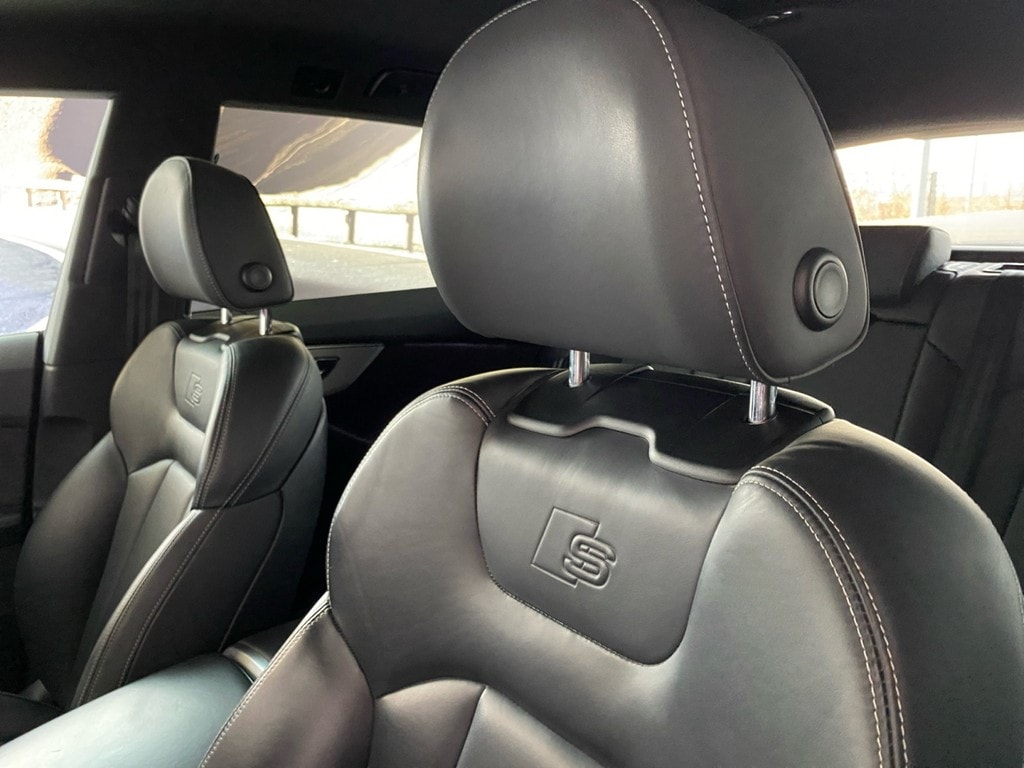 Image about Audi SQ8 TDI quattro tiptronic