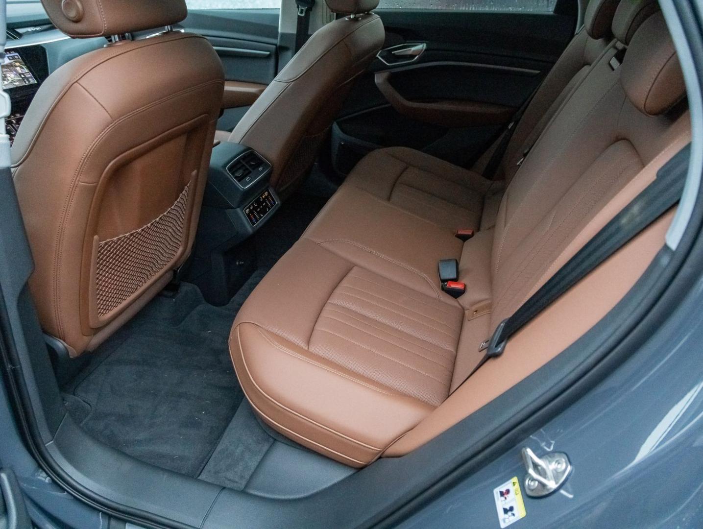 Image about Audi Q8 e-tron S line 50 e-tron quattro