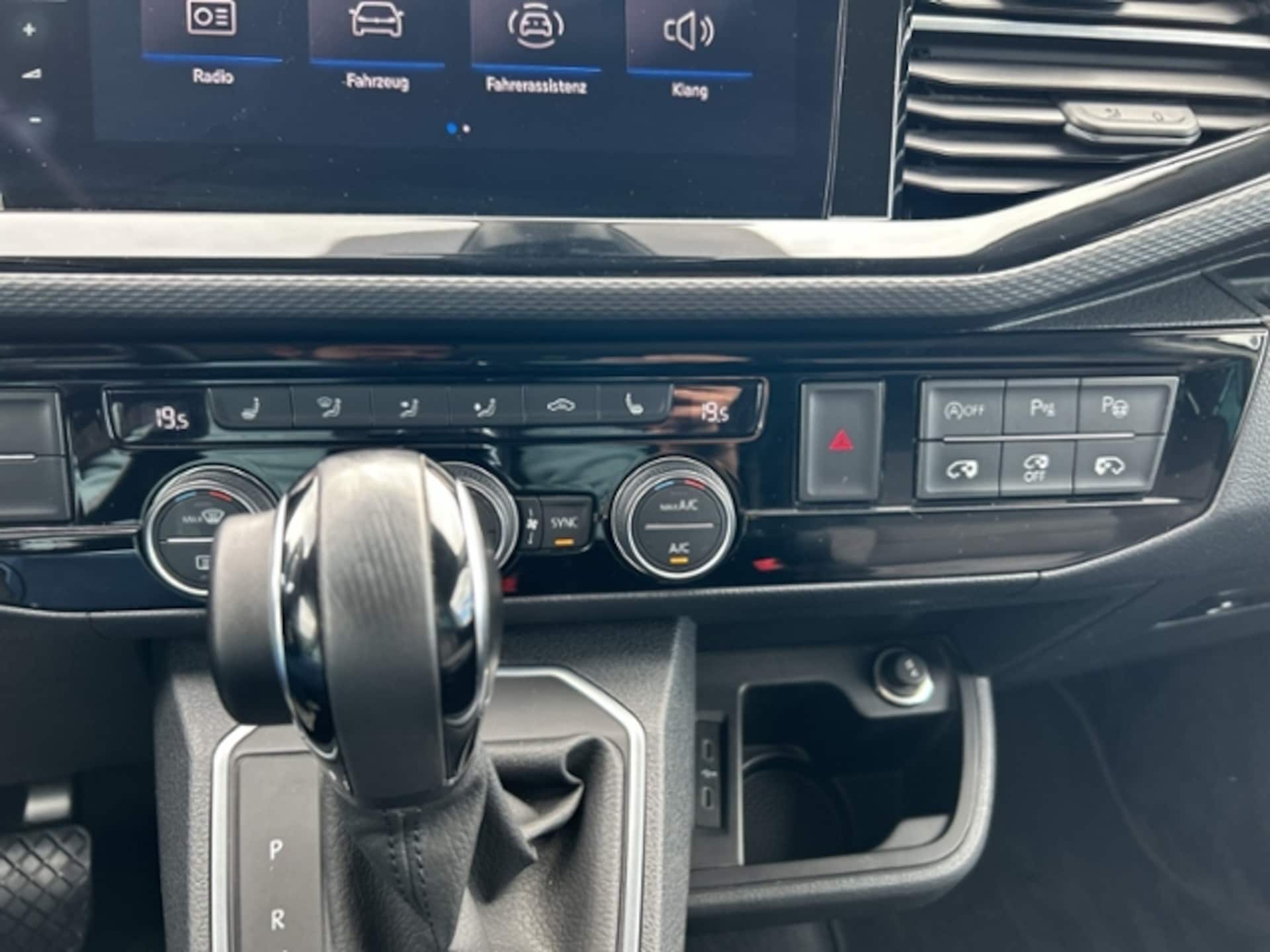 Volkswagen T6.1 Multivan Highline