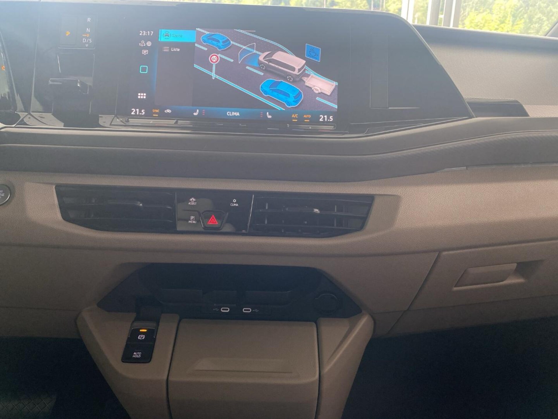 Volkswagen Multivan Basis-Modell
