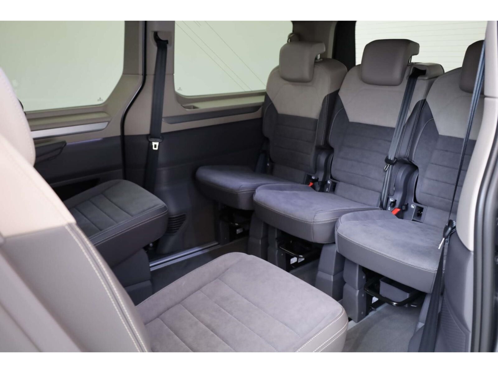 Volkswagen Multivan Langversion – Bild 15