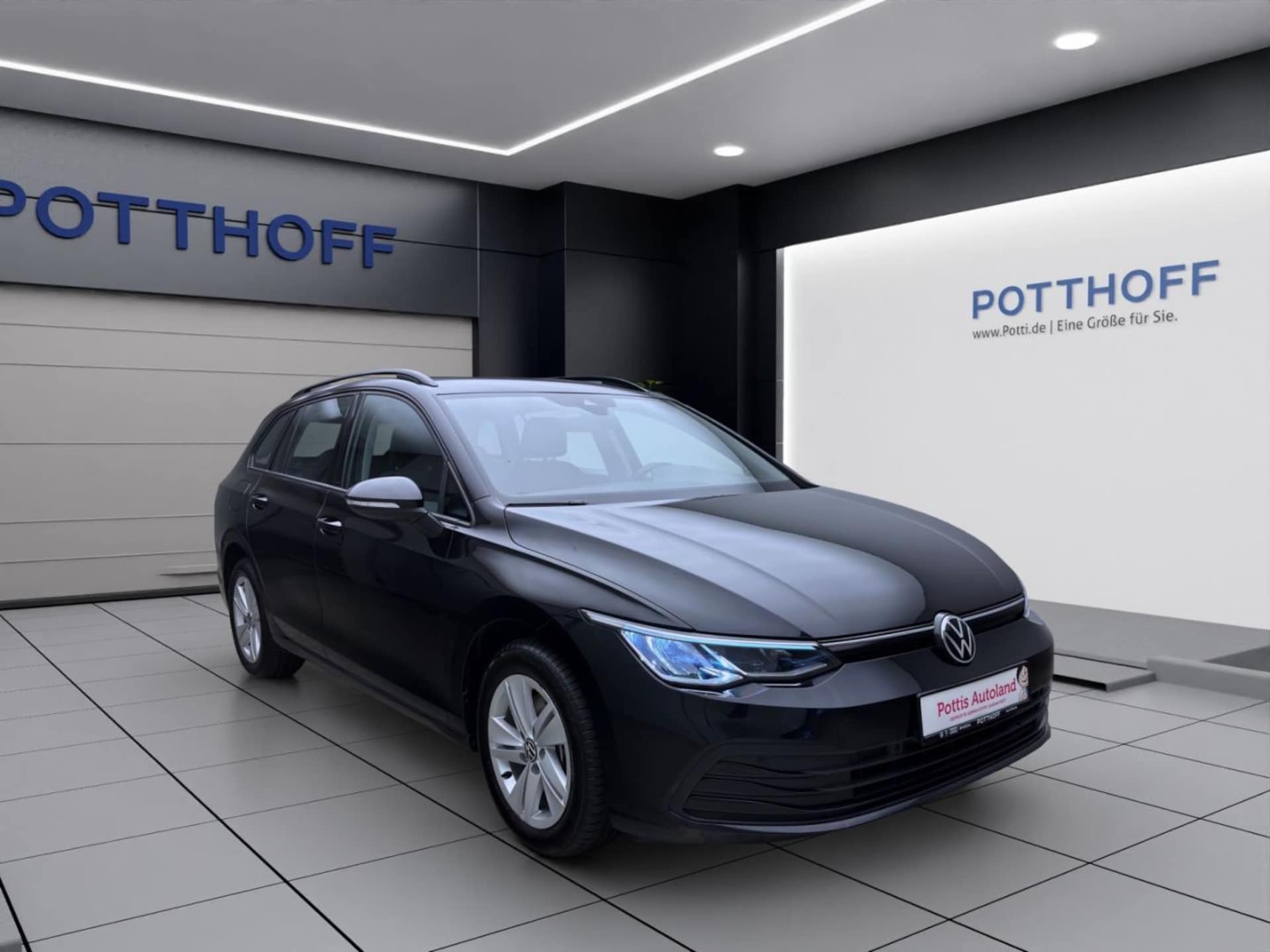 Volkswagen Golf Variant Life