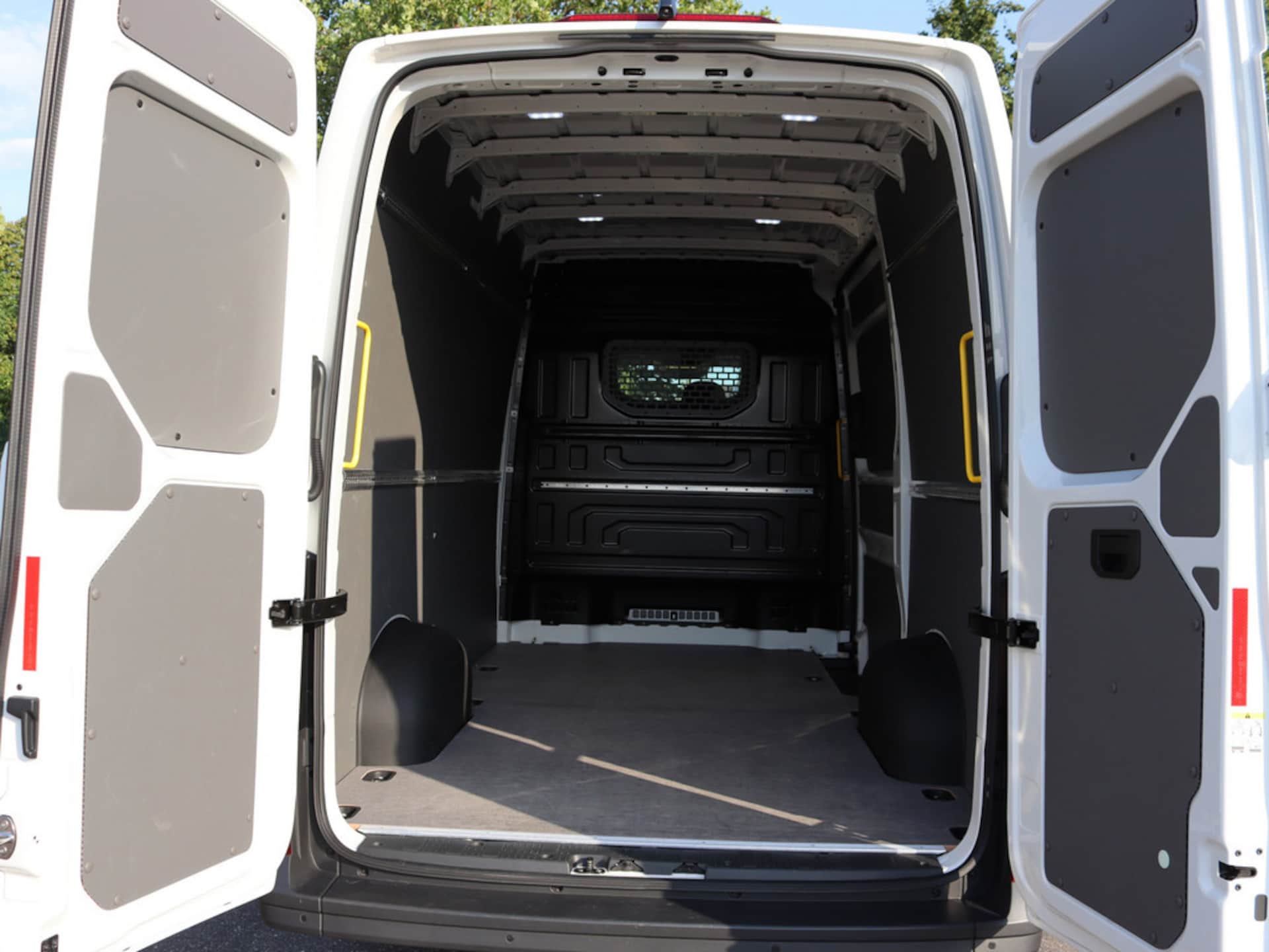 Volkswagen Crafter Kasten mittlerer Radstand