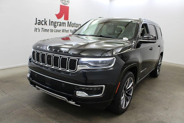 2023 Jeep Wagoneer