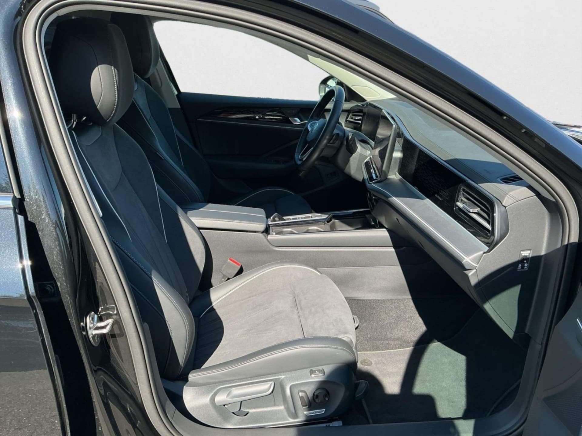 Volkswagen Passat Elegance
