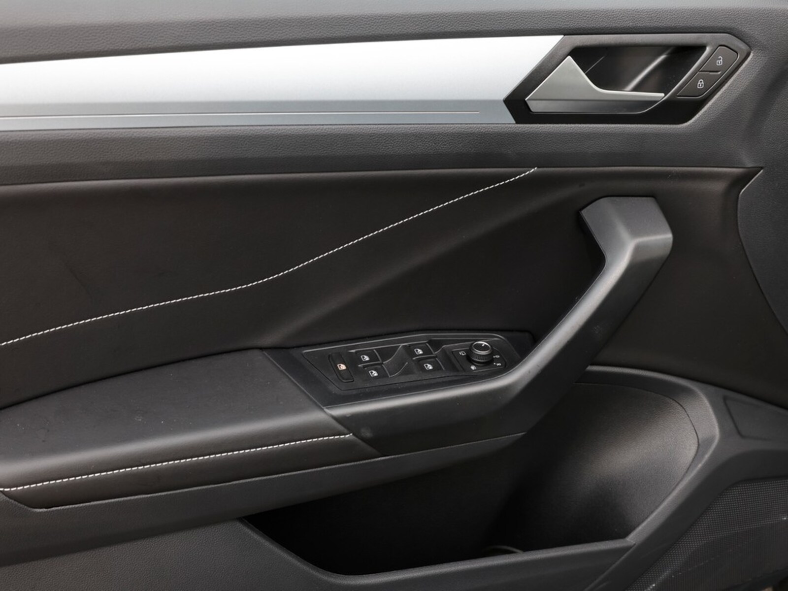 Volkswagen T-Roc – Bild 18