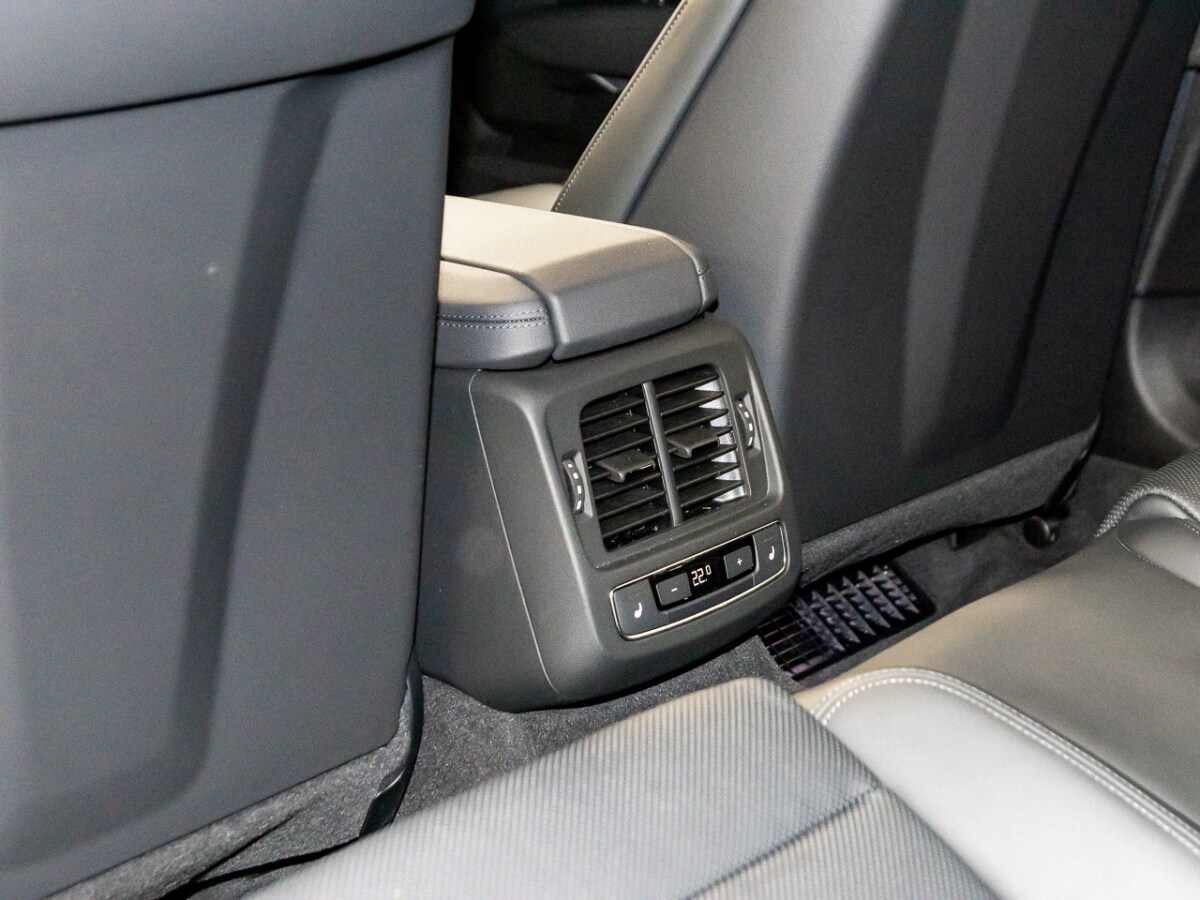 Image about Audi e-tron GT e-tron quattro