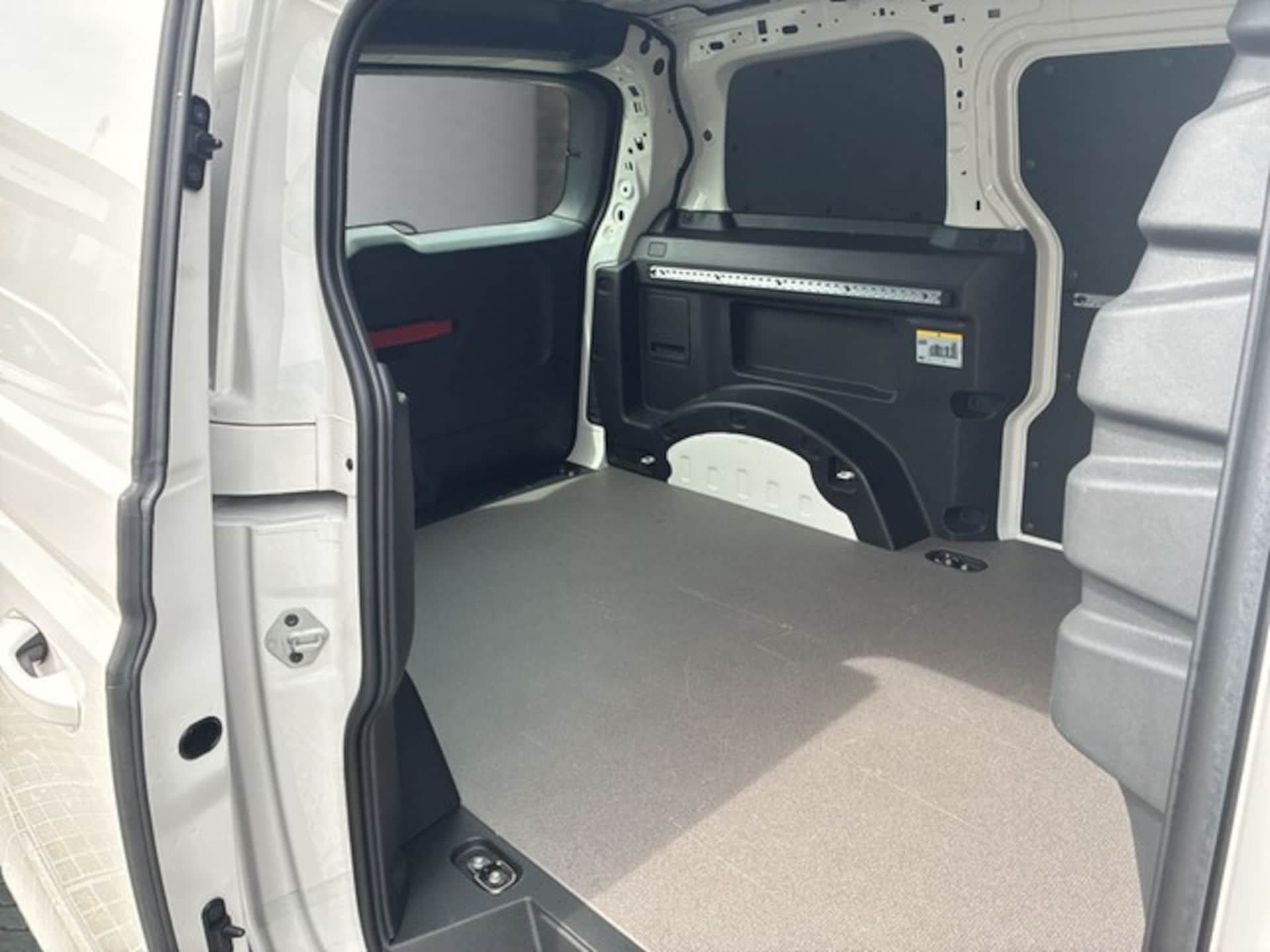 Volkswagen ID. Buzz Cargo Basis-Modell
