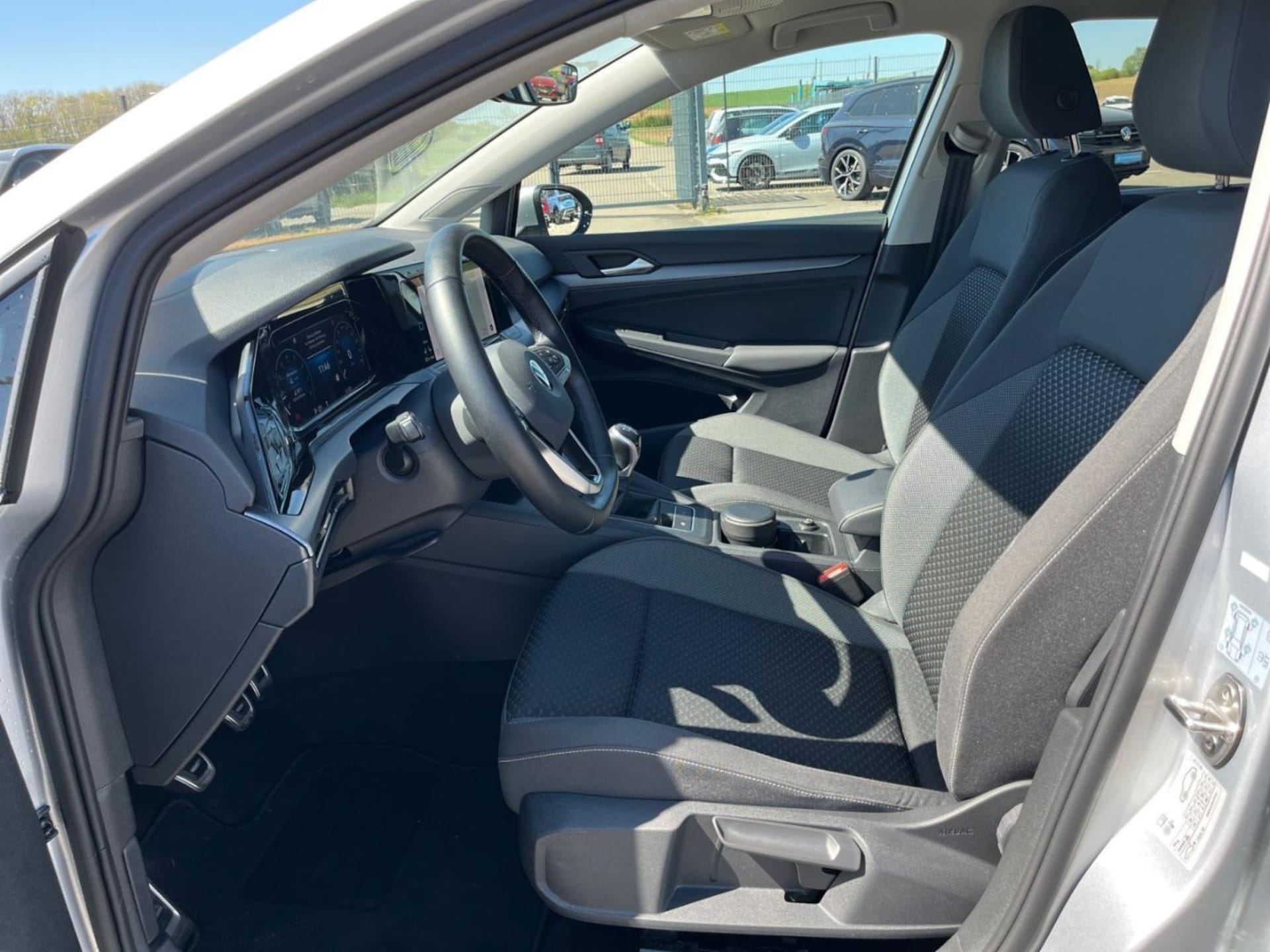 Volkswagen Golf Active