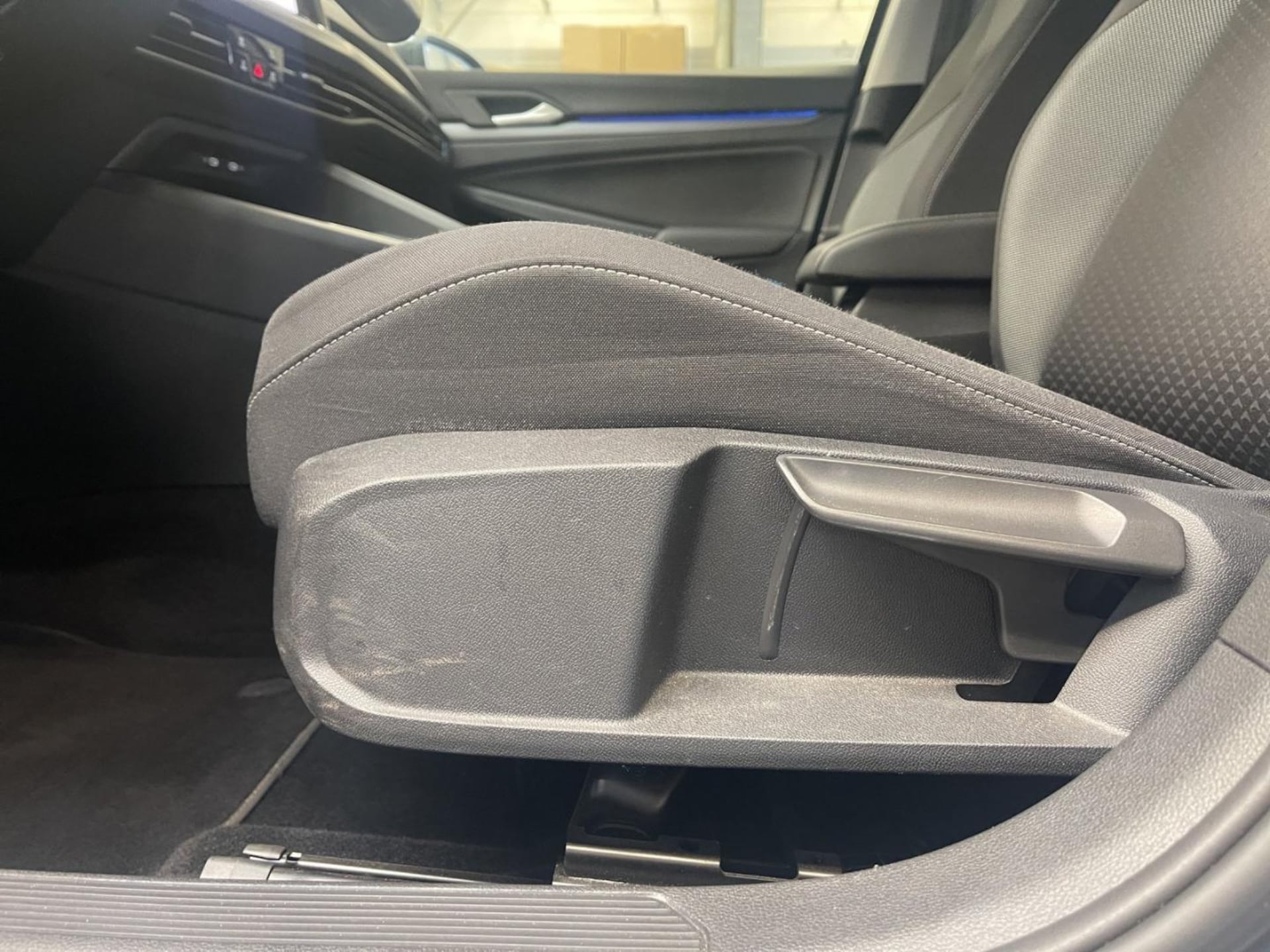 Volkswagen Golf Active