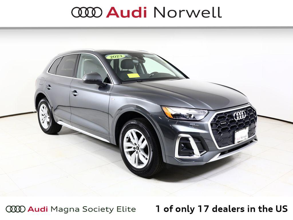 2023 Audi Q5 45 Premium's photo