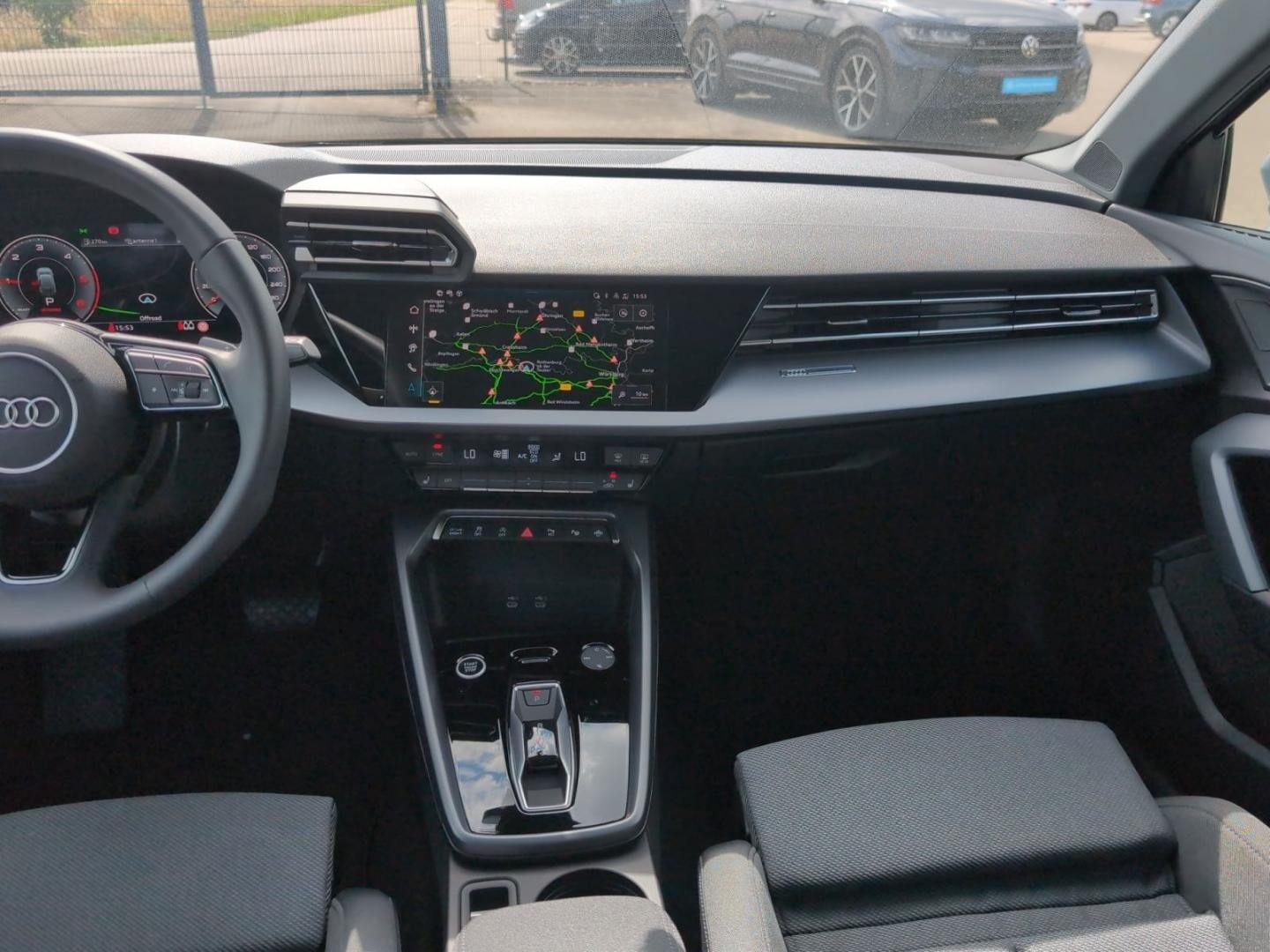 Bild über Audi A3 Sportback 35 TDI S tronic - für weitere Informationen kontaktieren Sie den Audi Partner