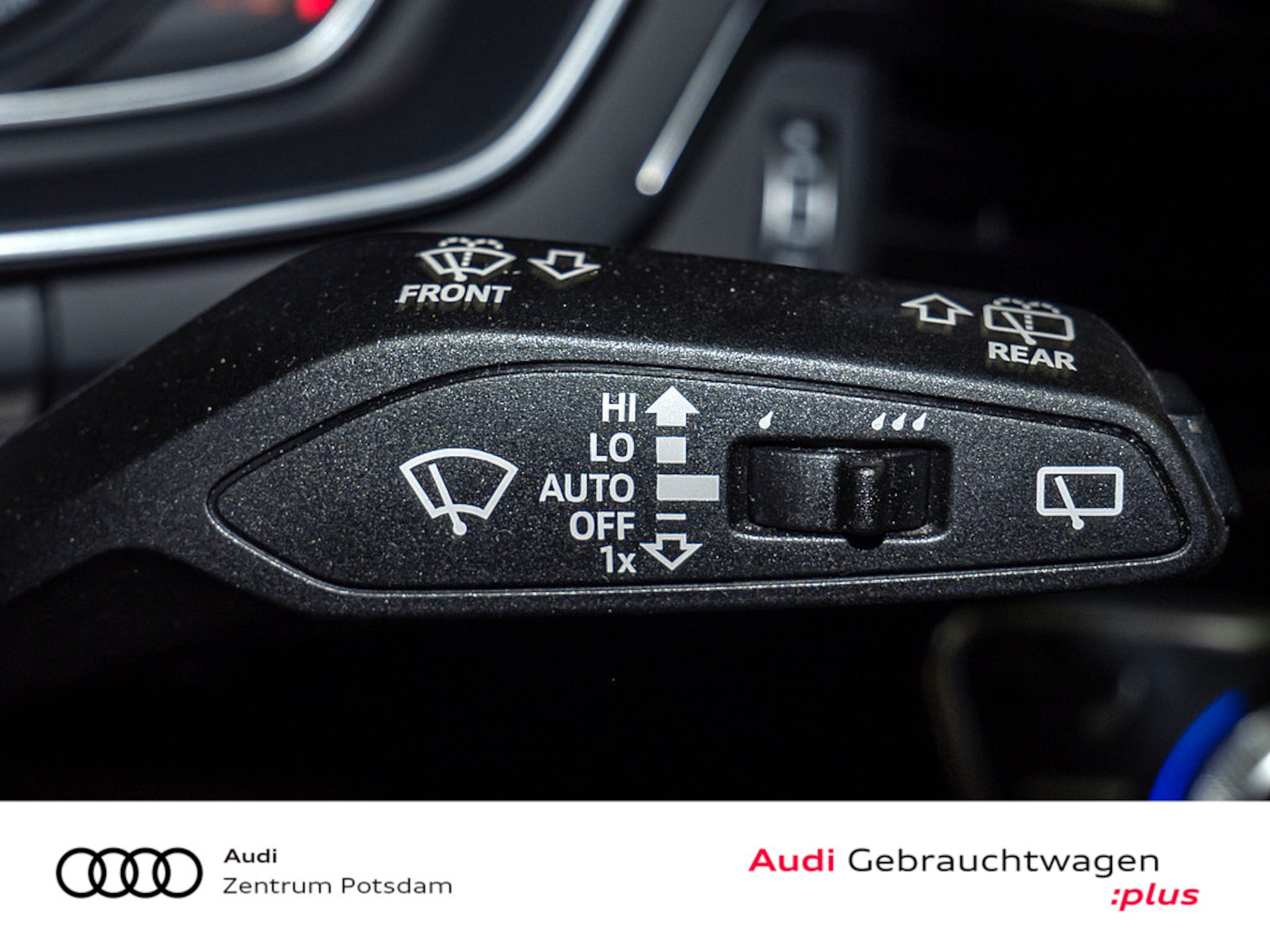 Audi A4 Avant S line