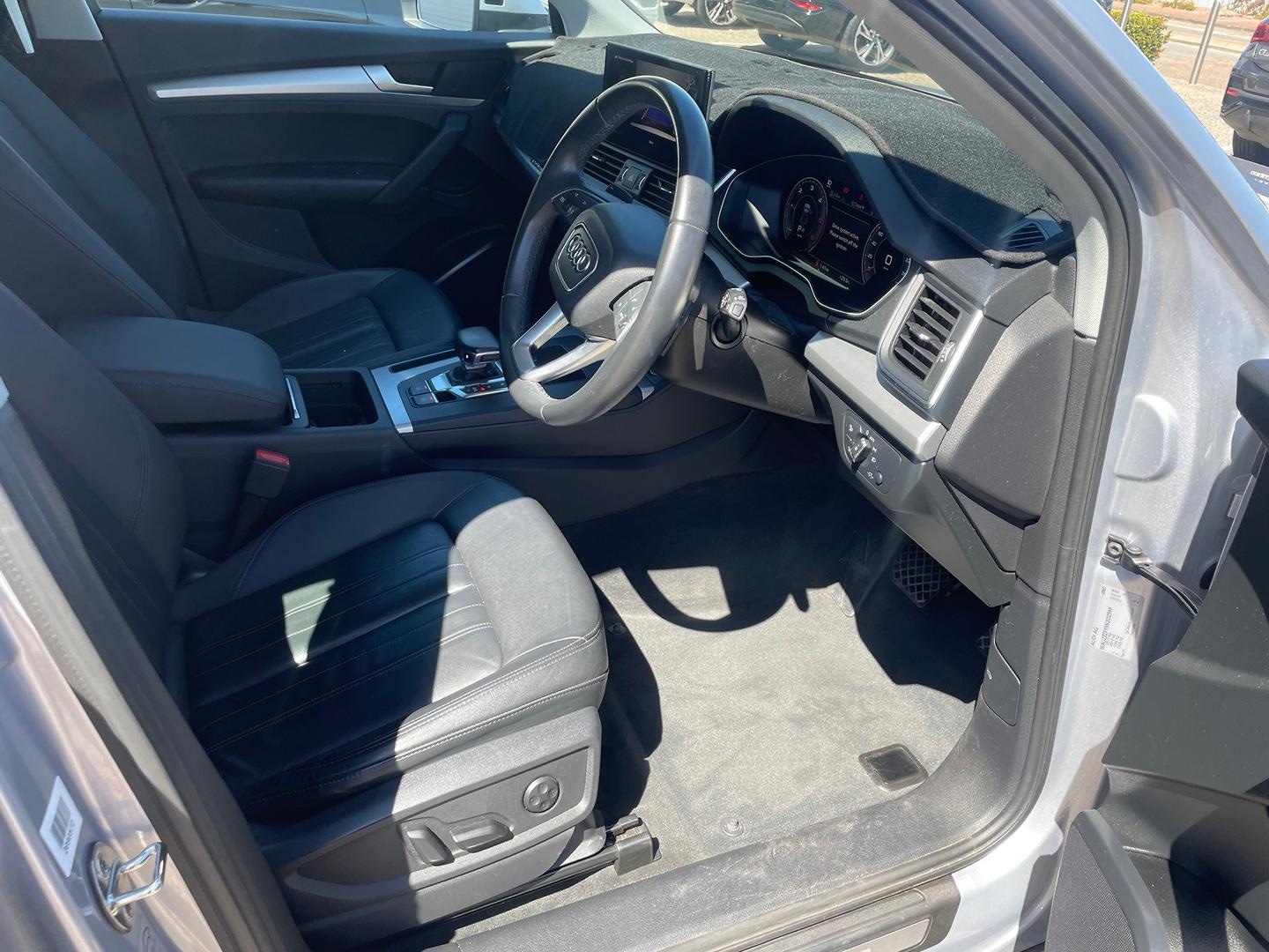 Image about Audi Q5 40 TDI quattro S tronic