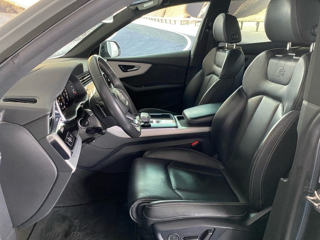 Image about Audi SQ8 TDI quattro tiptronic