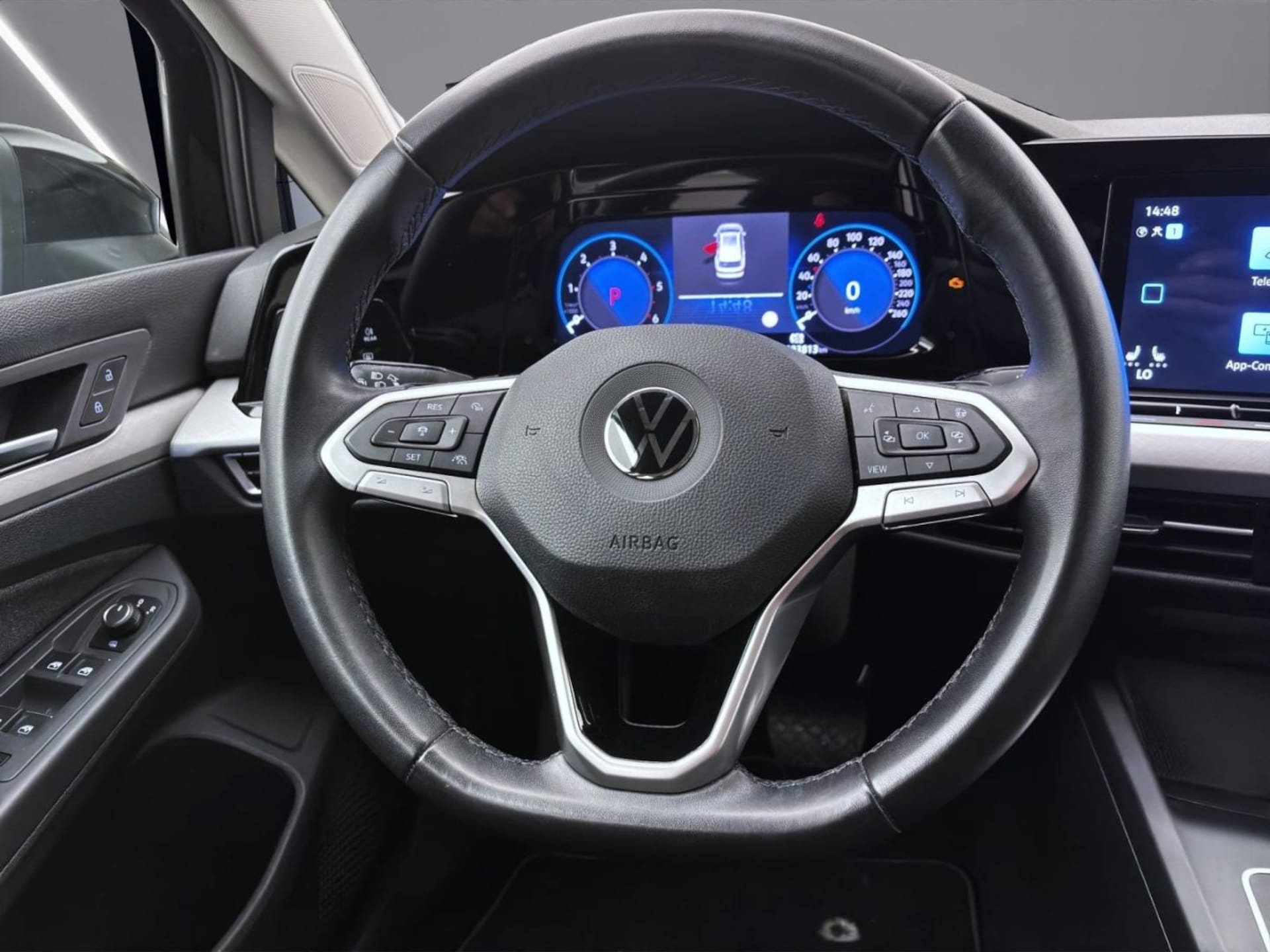 Volkswagen Golf Variant Life