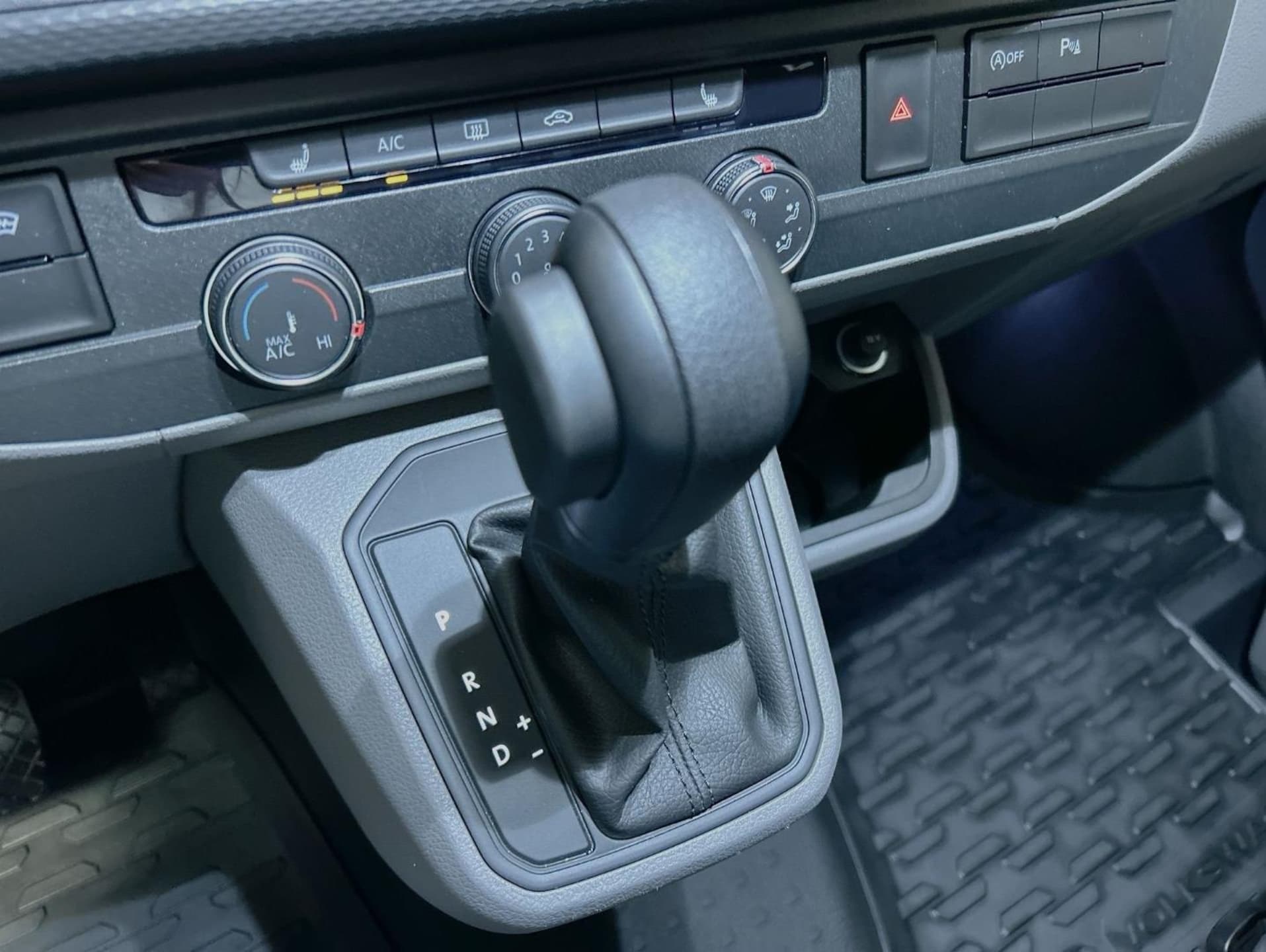 Volkswagen T6.1 Transporter Kasten kurzer Radstand