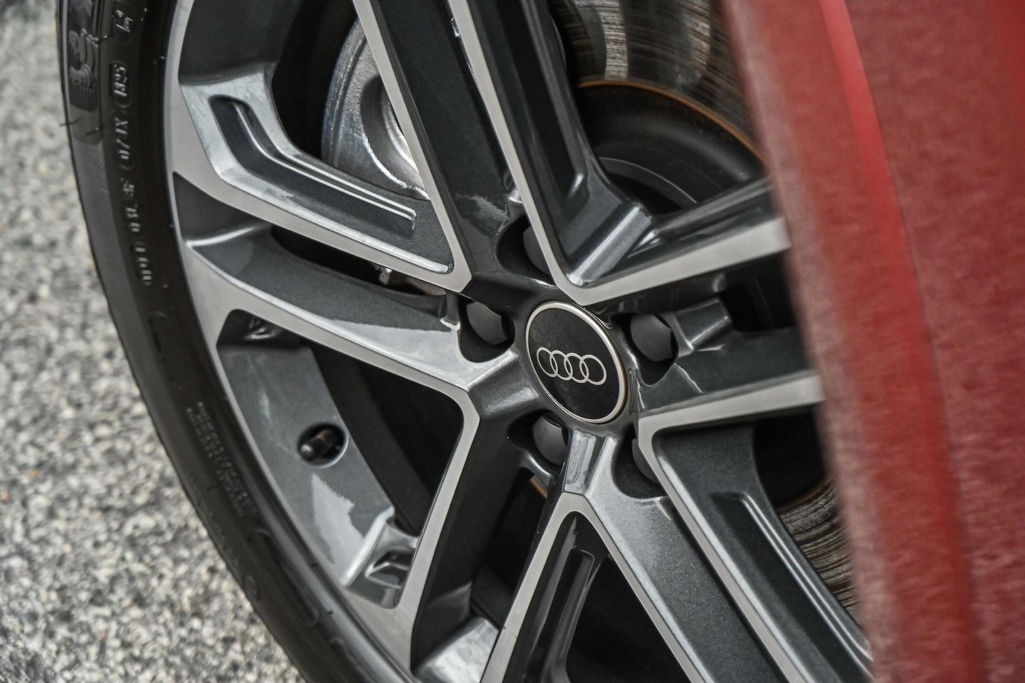 Image about Audi Q5 SUV TDI quattro 150 kW