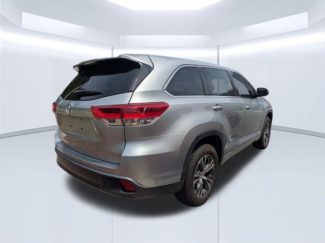 2017 Toyota Highlander