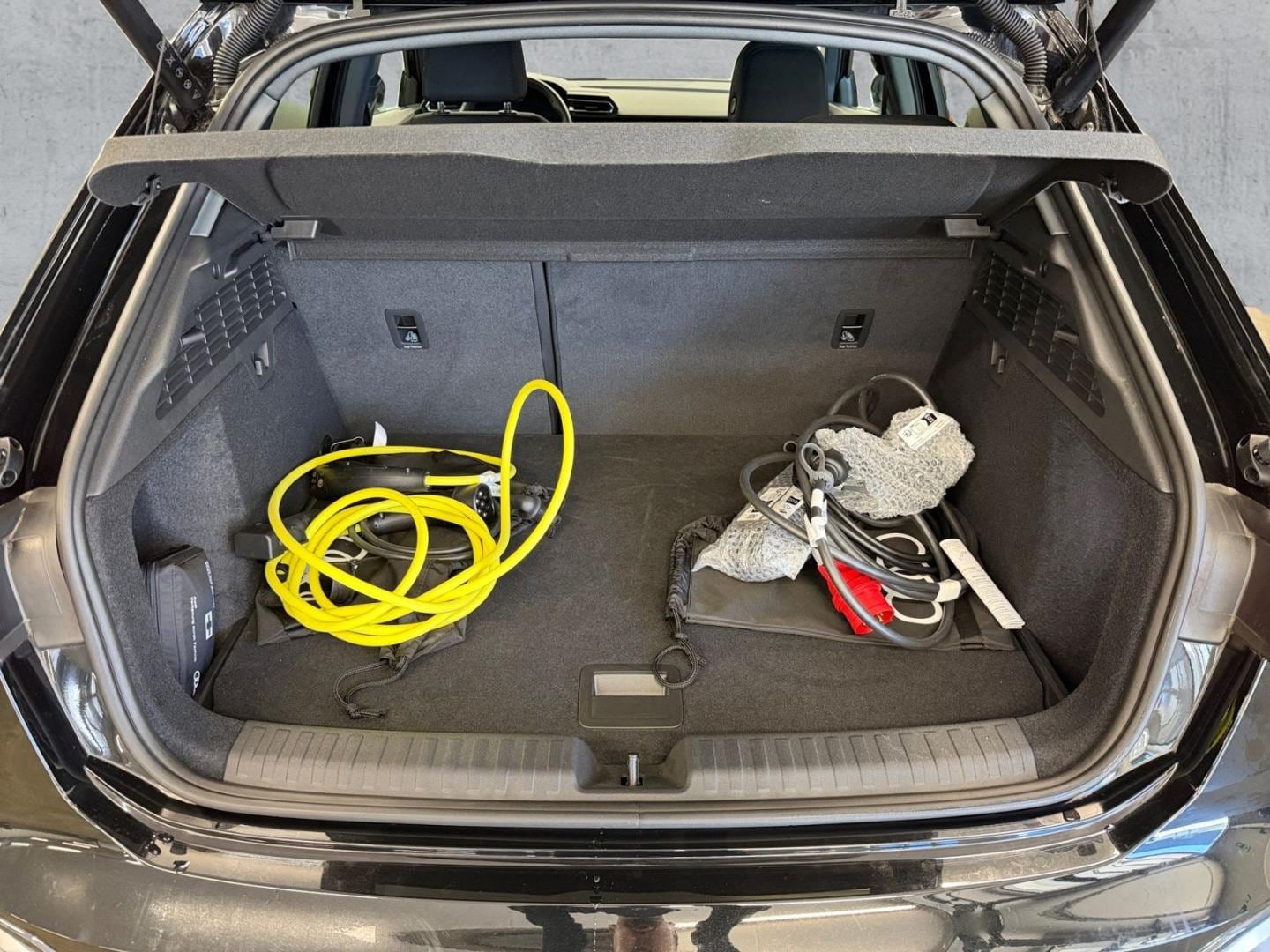 Bild über Audi A3 allstreet TFSI e 40 TFSI e S tronic - für weitere Informationen kontaktieren Sie den Audi Partner