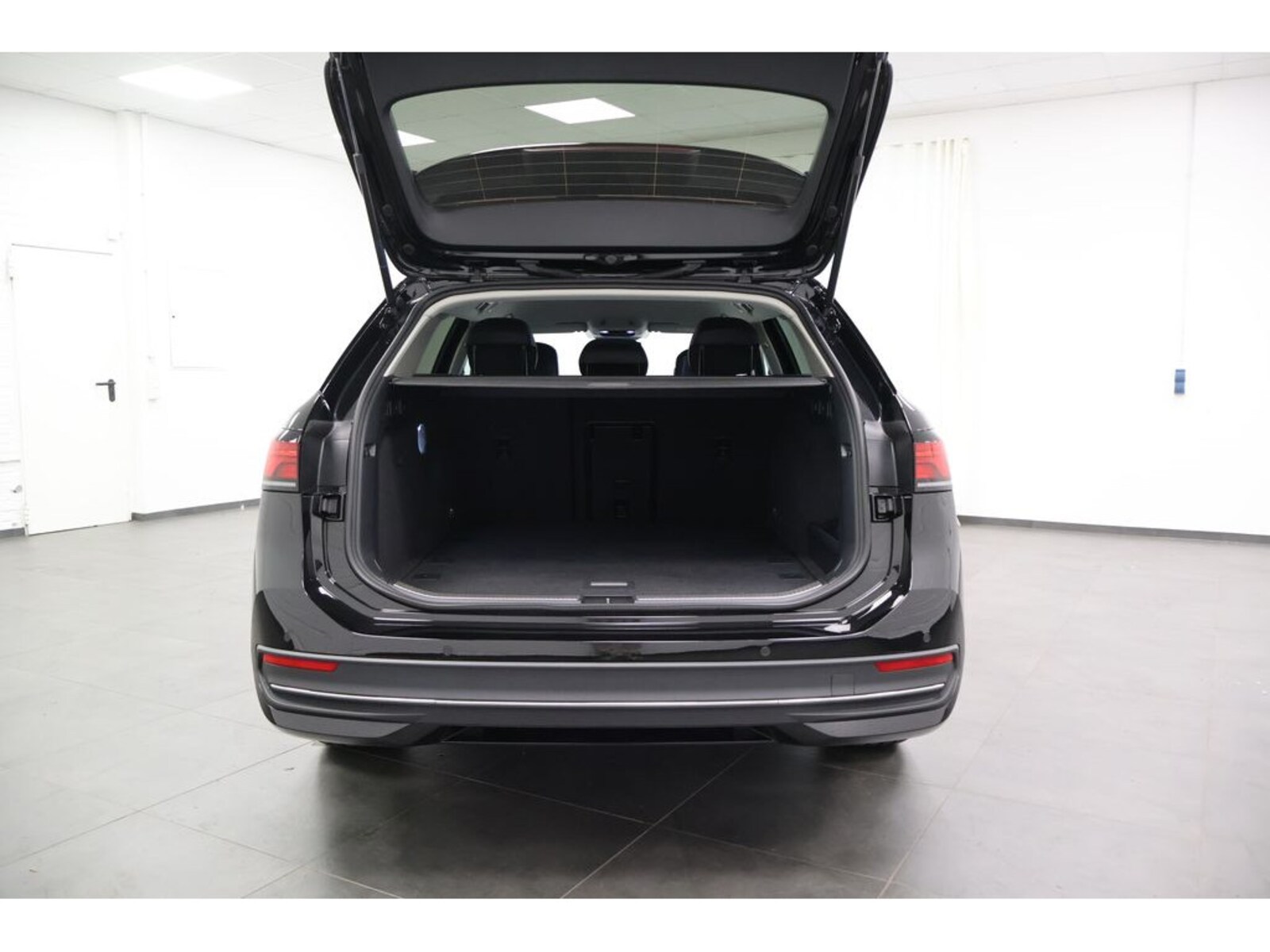 Volkswagen Passat – Bild 23