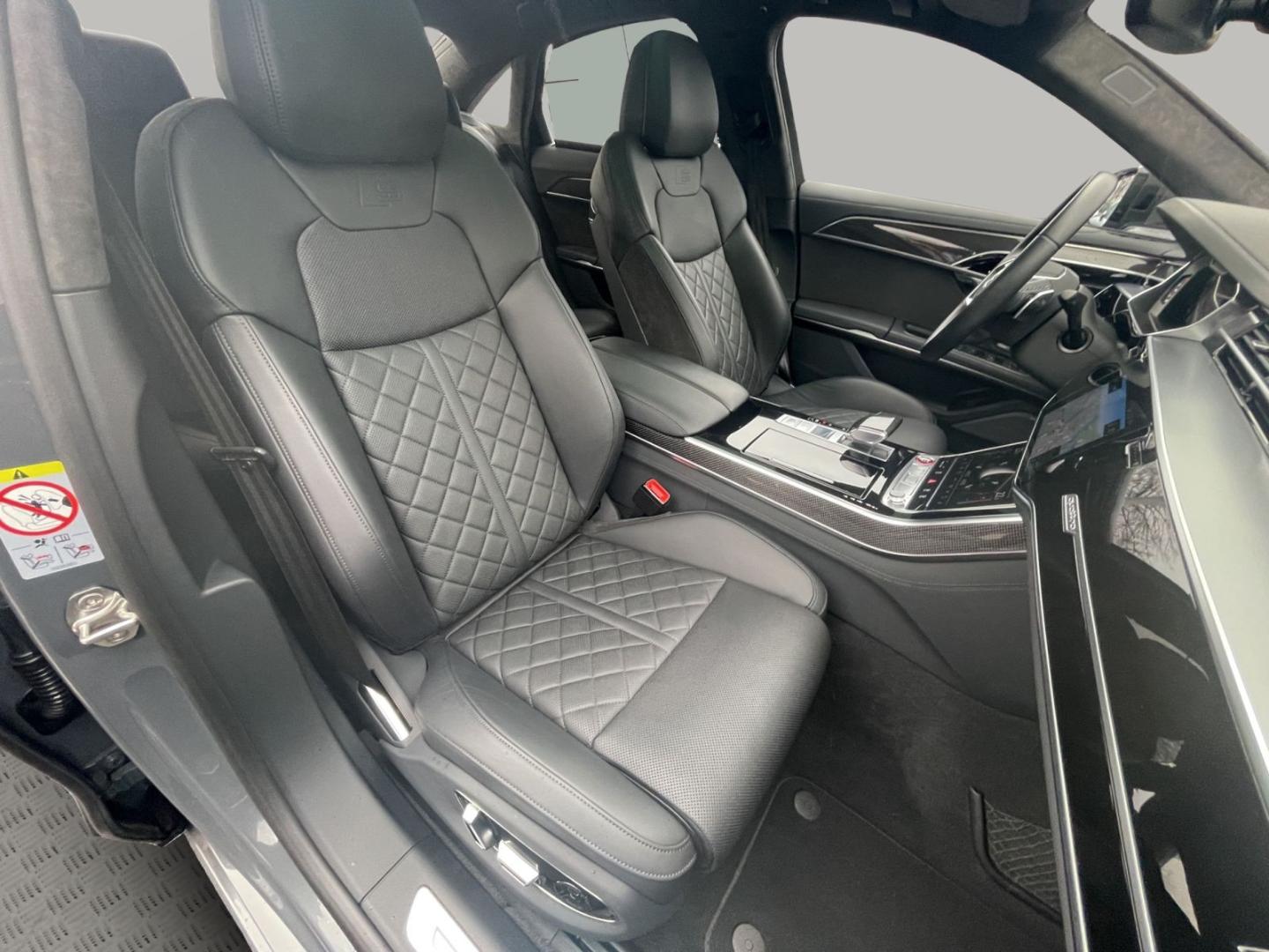 Image about Audi S8 TFSI quattro tiptronic