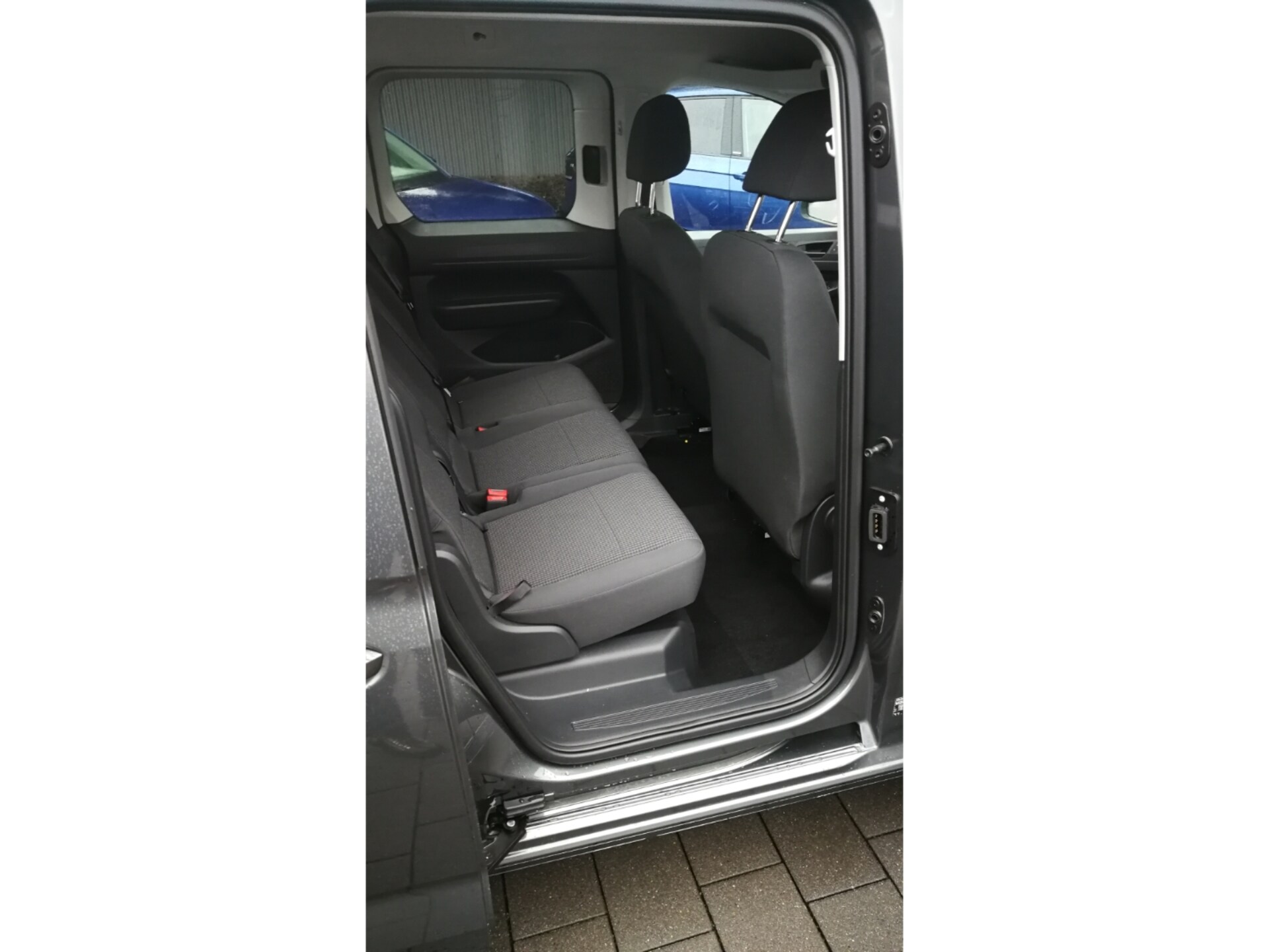 Volkswagen Caddy Basis-Modell