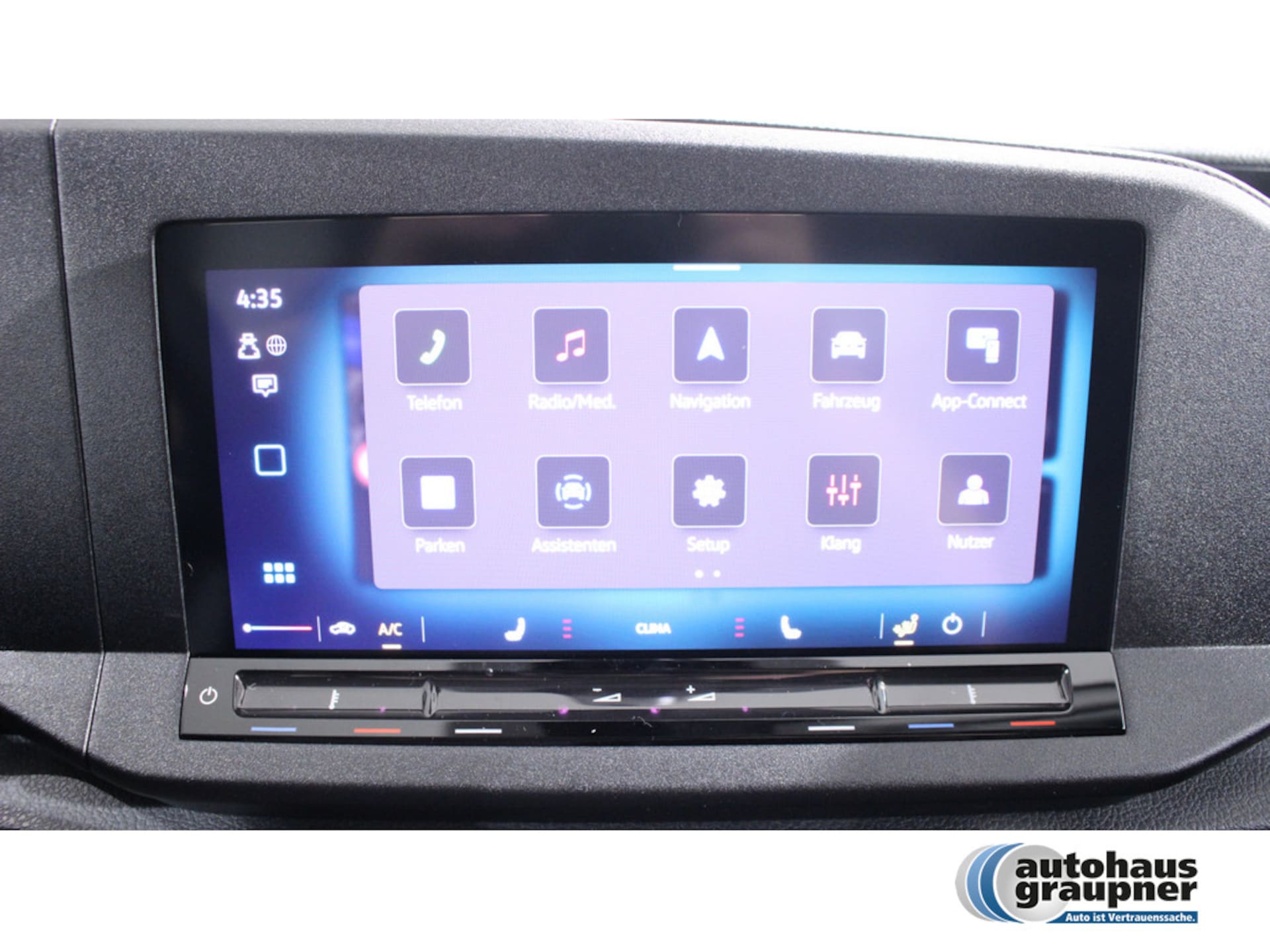 Volkswagen Caddy Maxi Basis-Modell