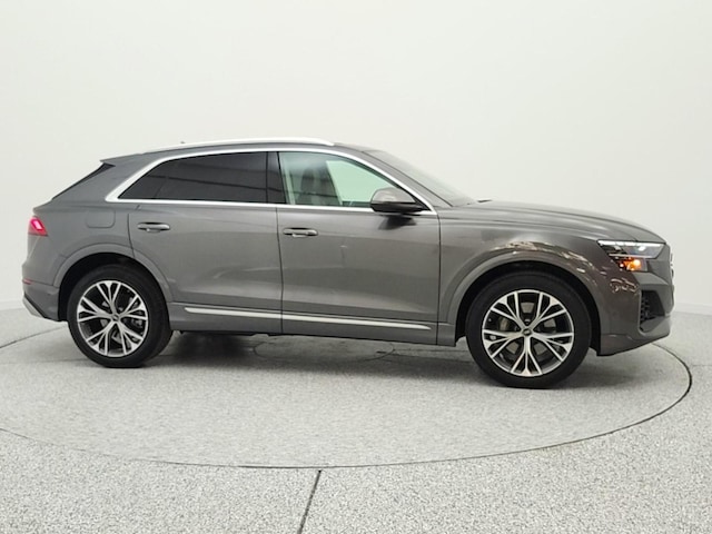 2024 Audi Q8