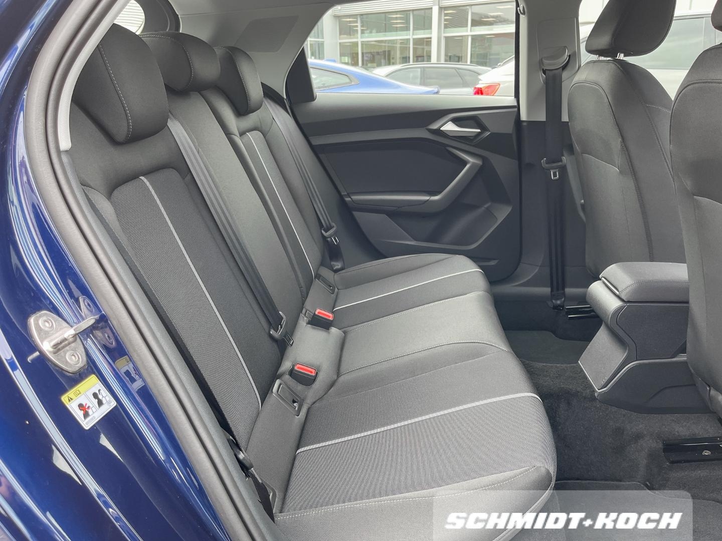 Bild über Audi A1 allstreet 30 TFSI Schaltgetriebe - für weitere Informationen kontaktieren Sie den Audi Partner