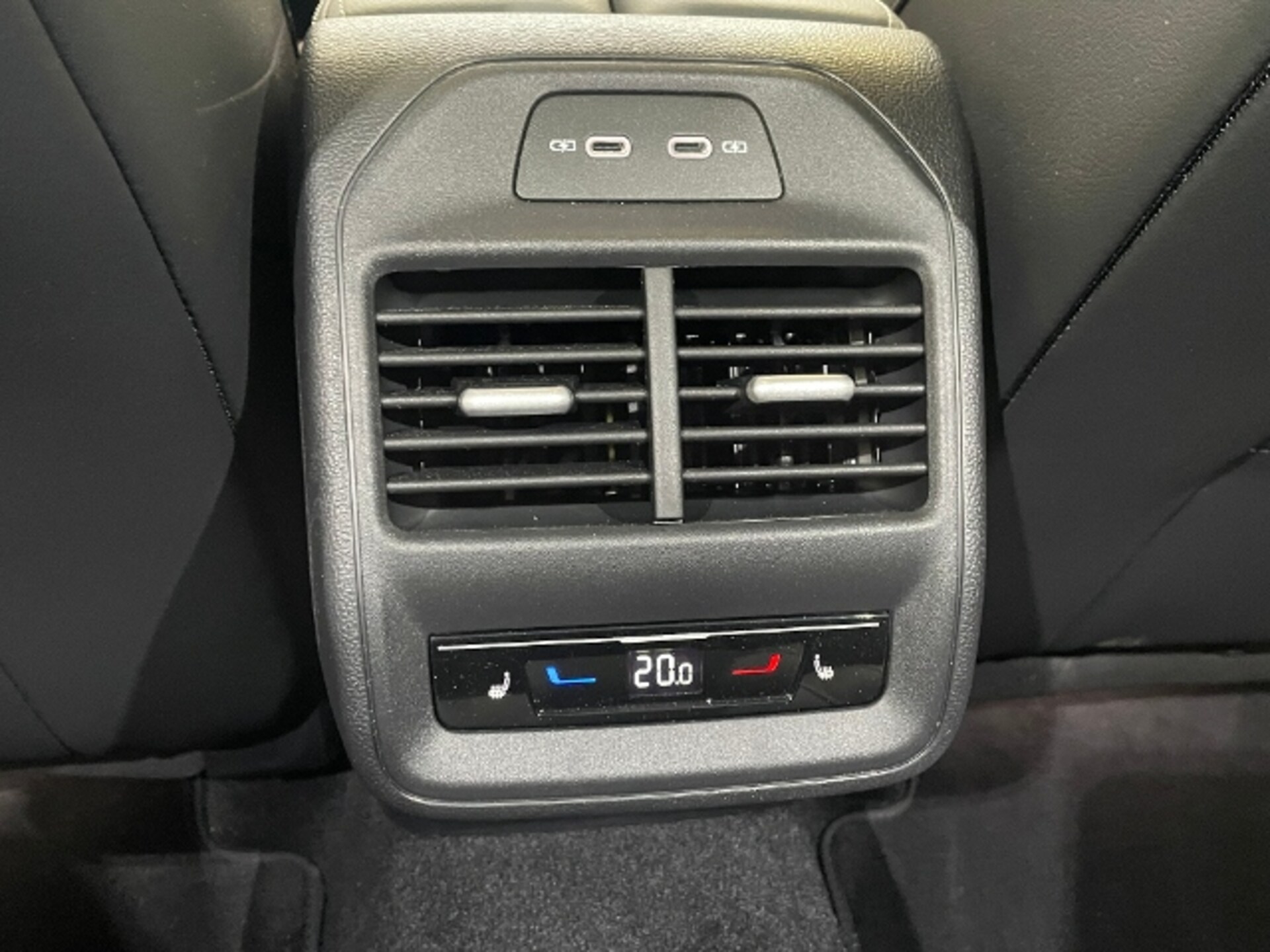 Volkswagen Passat Elegance