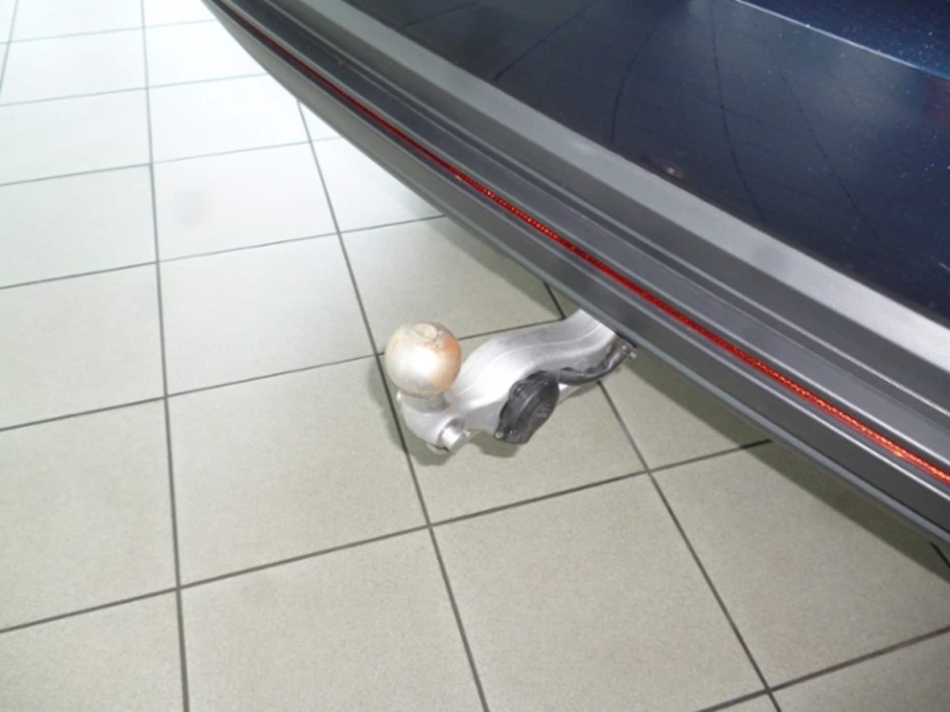 Volkswagen Touareg Basis-Modell