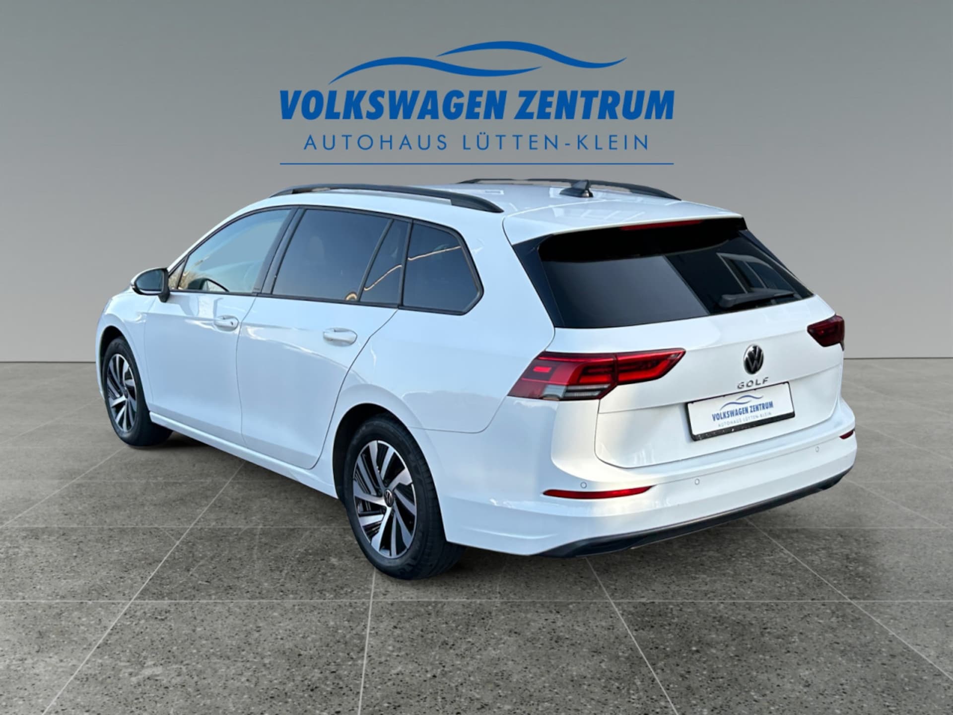 Volkswagen Golf Variant Life