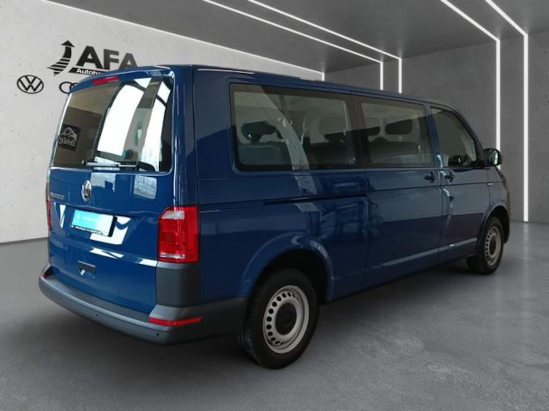 Volkswagen T6 Transporter Kombi langer Radstand