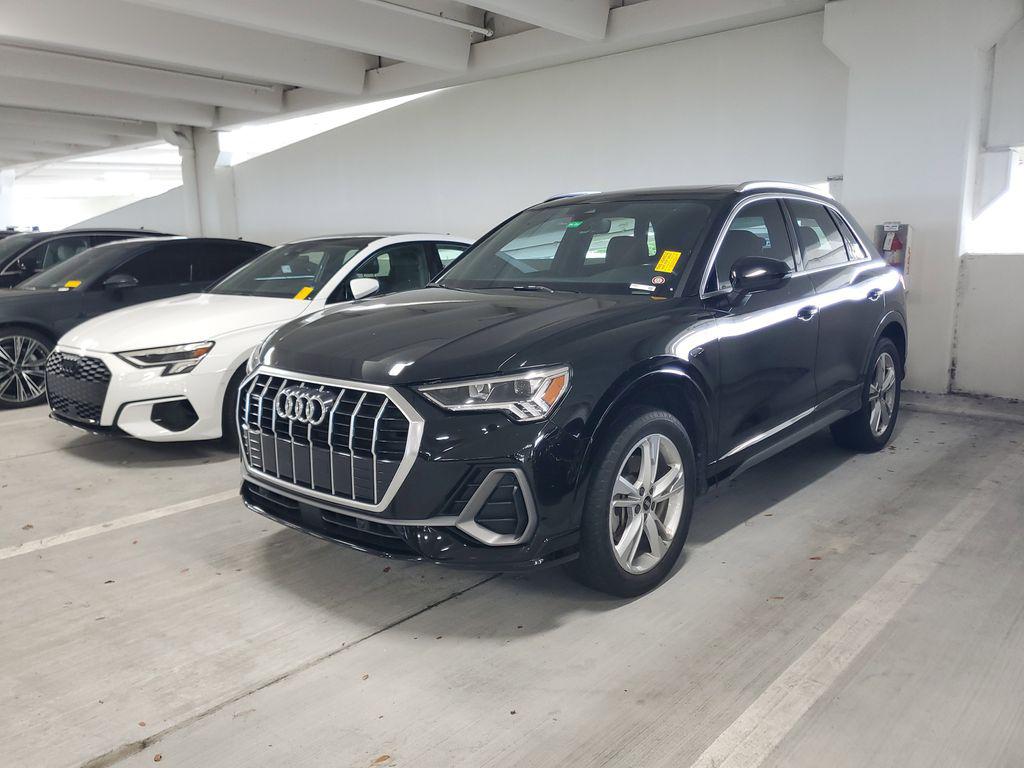2024 Audi Q3 45 TFSI S Line Premium quattro's photo