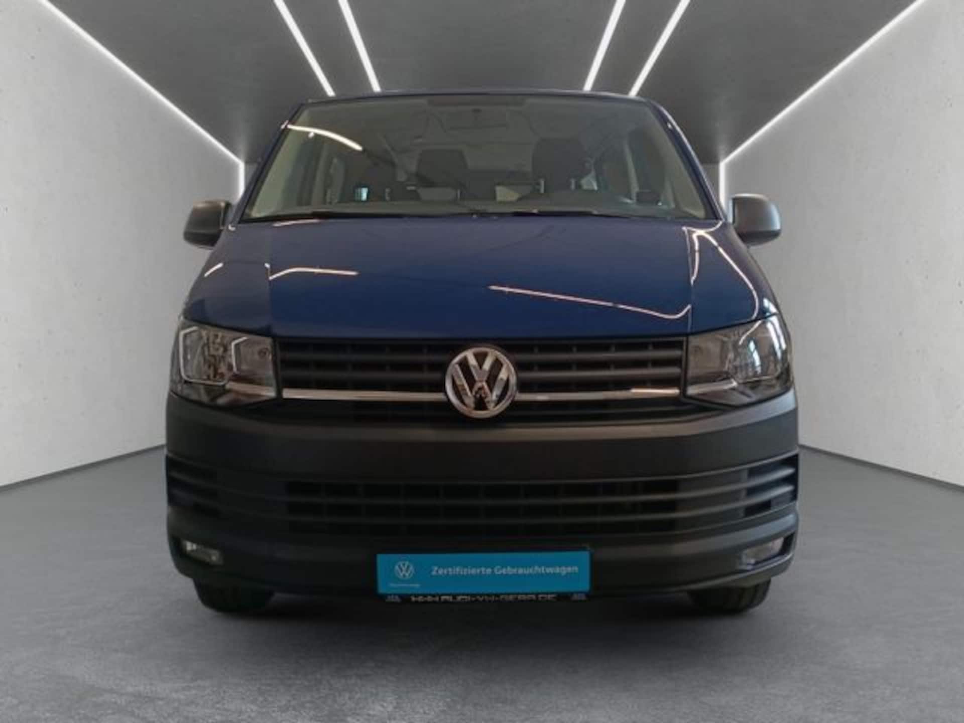 Volkswagen T6 Transporter Kombi langer Radstand