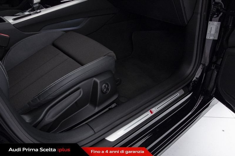Image about Audi A4 Avant S line edition 40 TDI quattro 150 kW (204 CV) S tronic