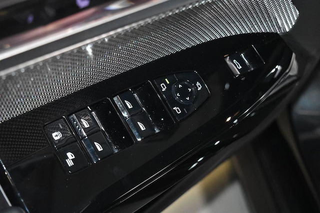 2024 BMW i7 Base - Photo 6