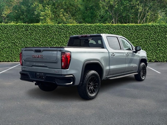 2023 GMC Sierra