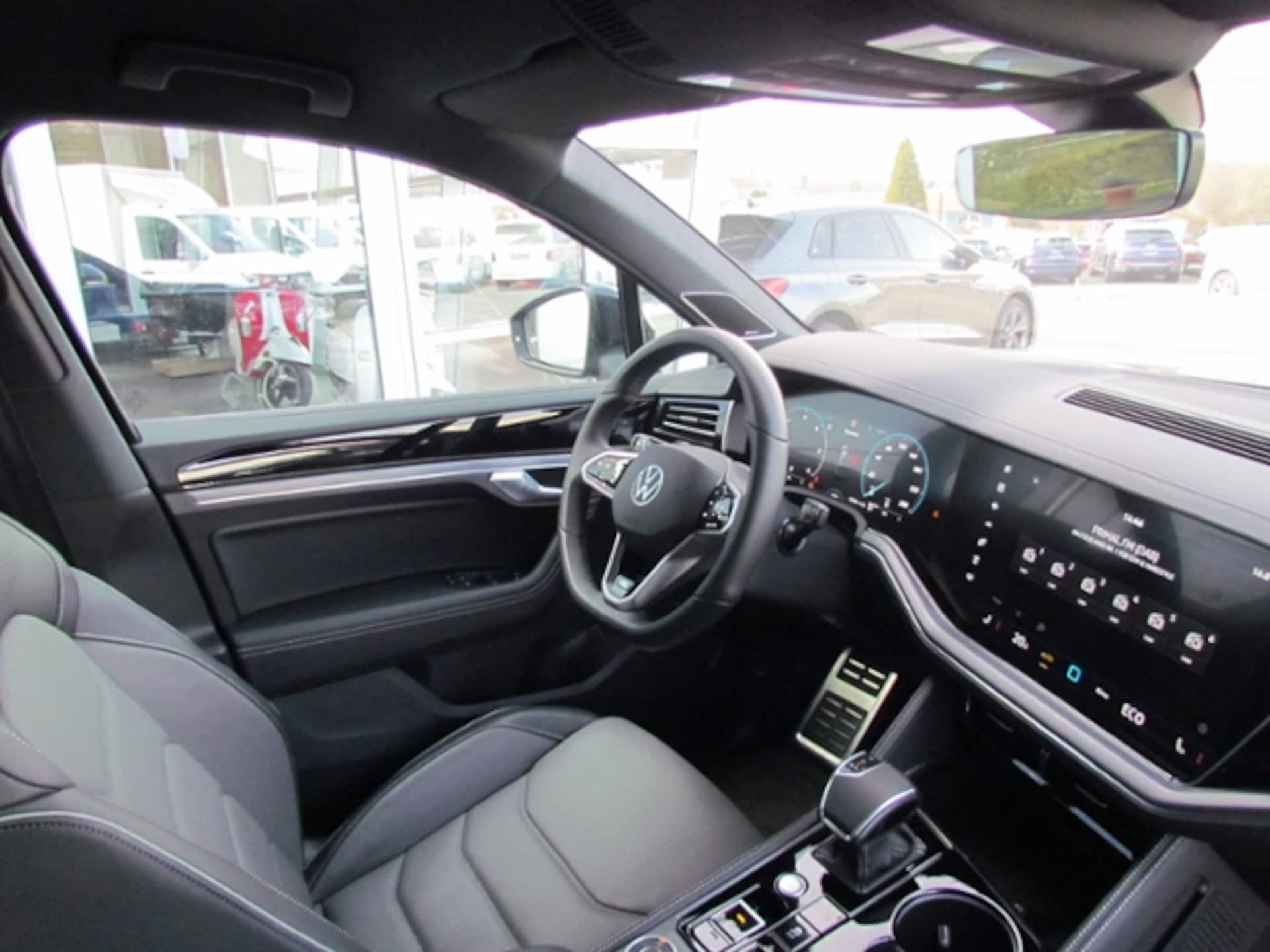 Volkswagen Touareg R-Line